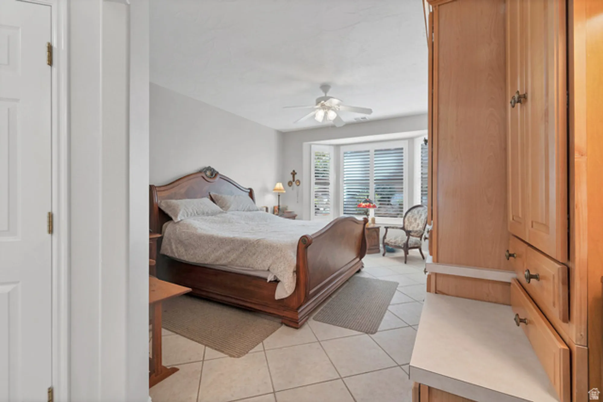 Property Slideshow image 14 of 31 | 4593 s flaming arch dr, St George, UT, 84790