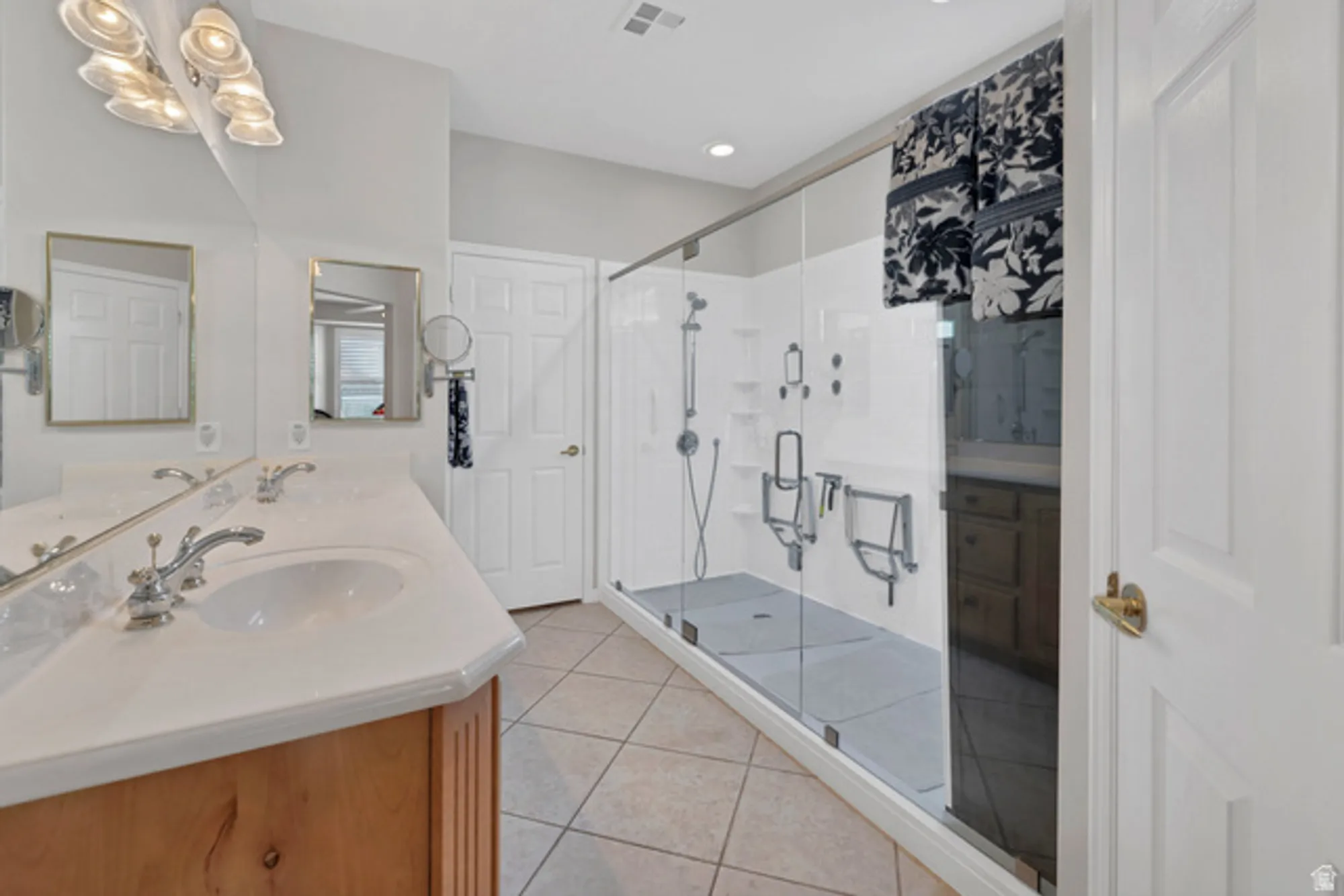 Property Slideshow image 5 of 31 | 4593 s flaming arch dr, St George, UT, 84790