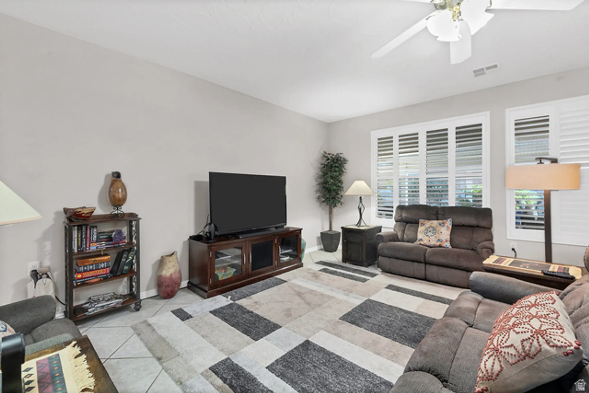 Property Slideshow image 7 of 31 | 4593 s flaming arch dr, St George, UT, 84790