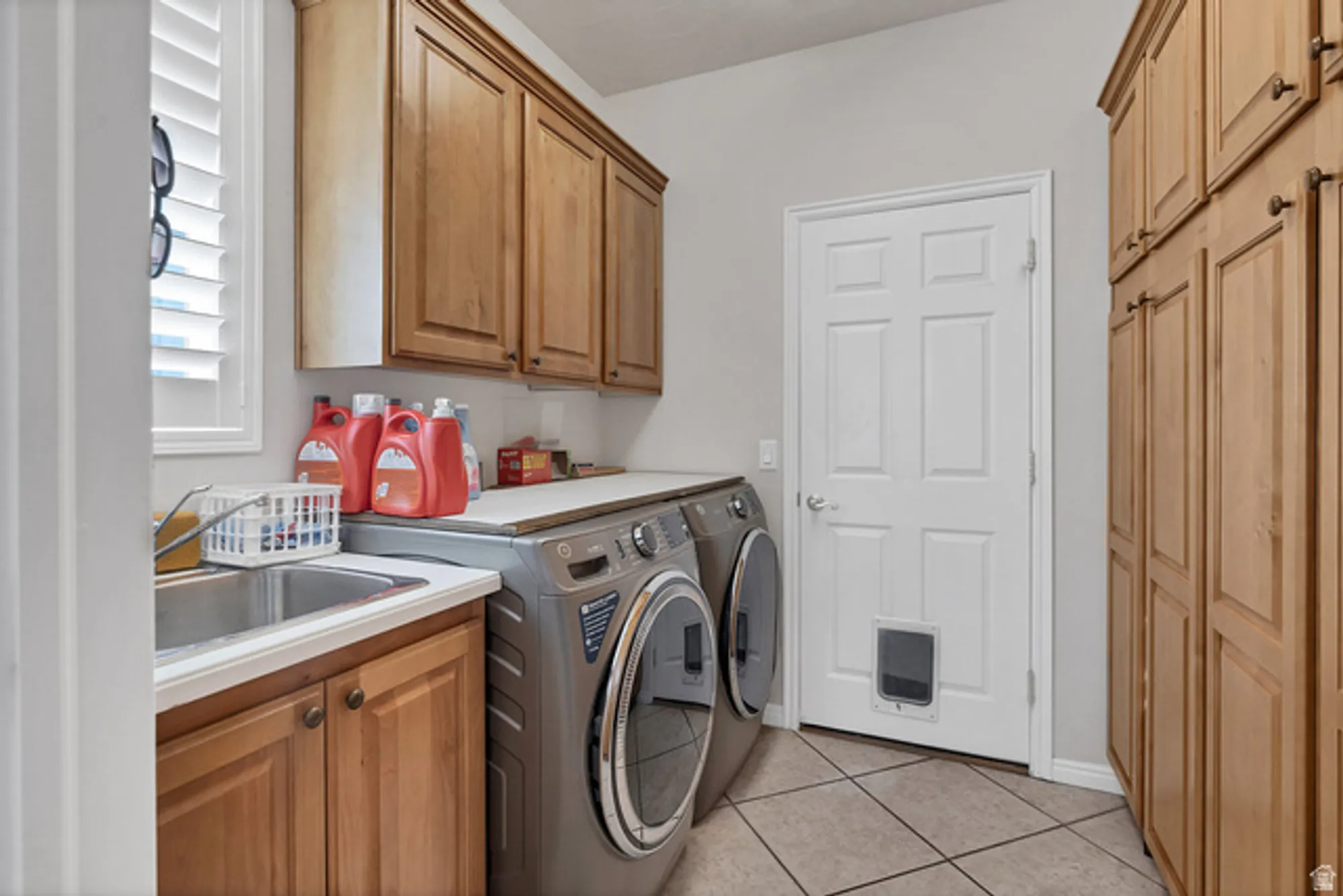 Property Slideshow image 20 of 31 | 4593 s flaming arch dr, St George, UT, 84790