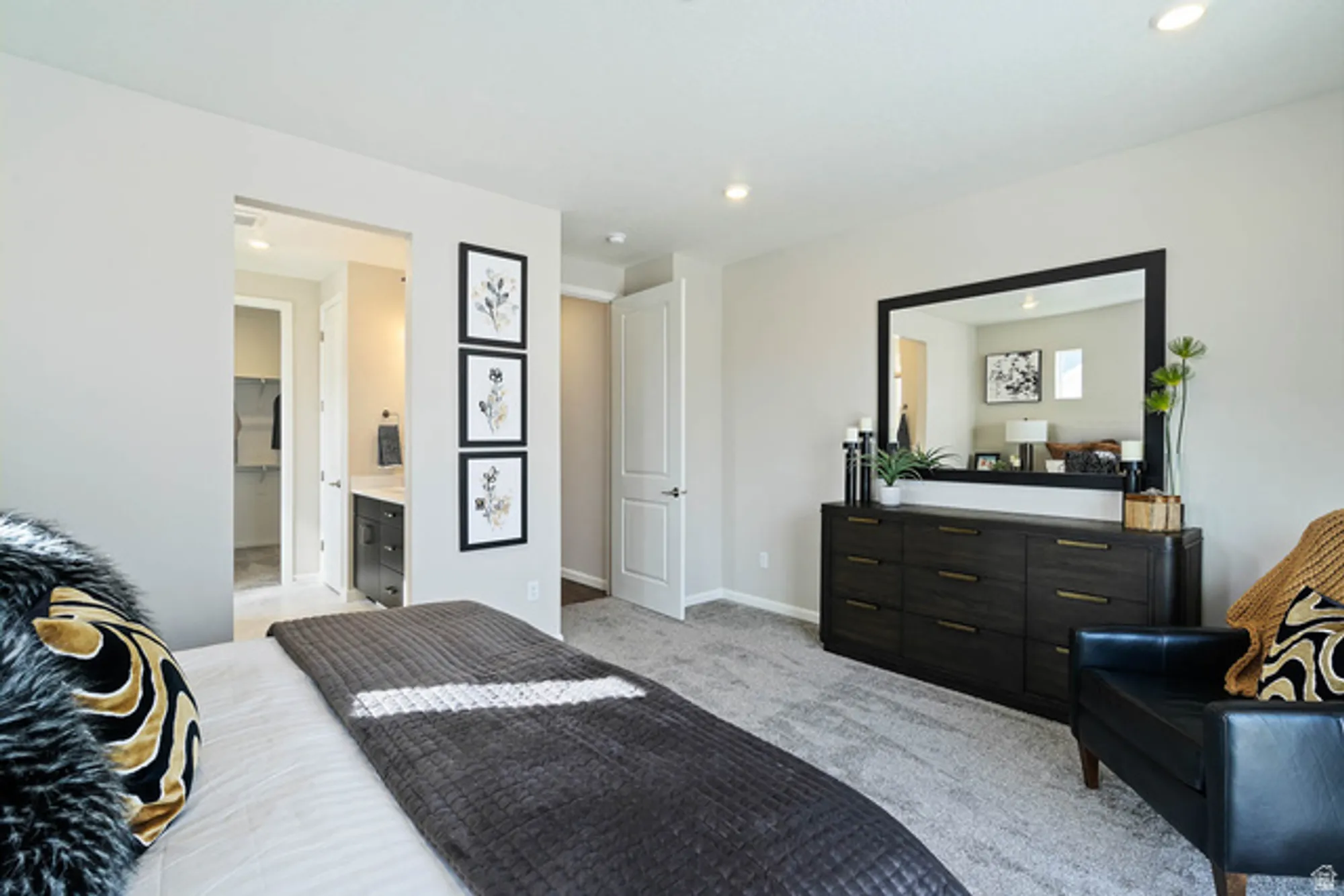 Property Slideshow image 12 of 21 | 6148 w franciscotti dr # 608, South Jordan, UT, 84009