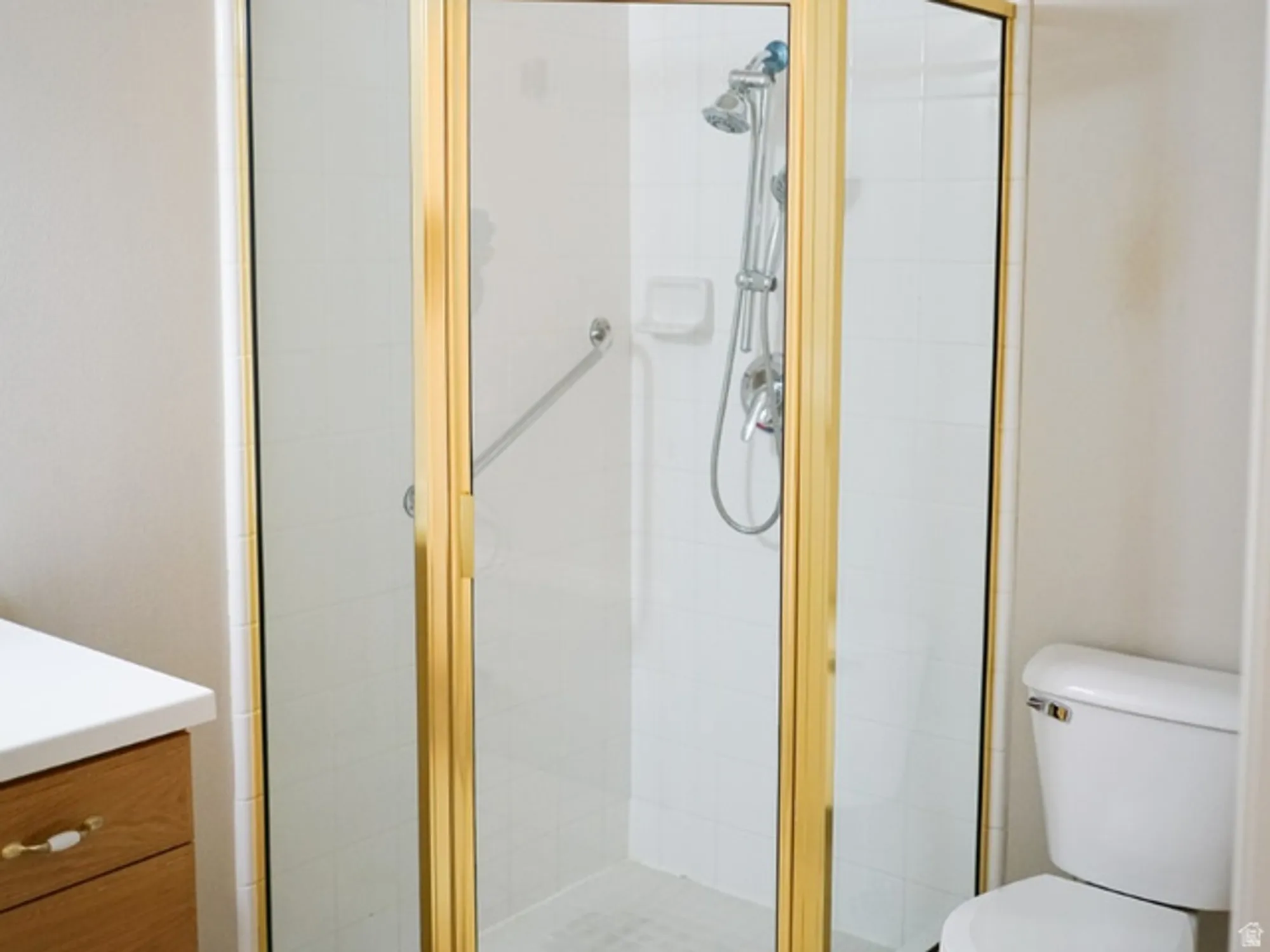 Property Slideshow image 15 of 22 | 11025 s grapevine cv b103, Sandy, UT, 84070