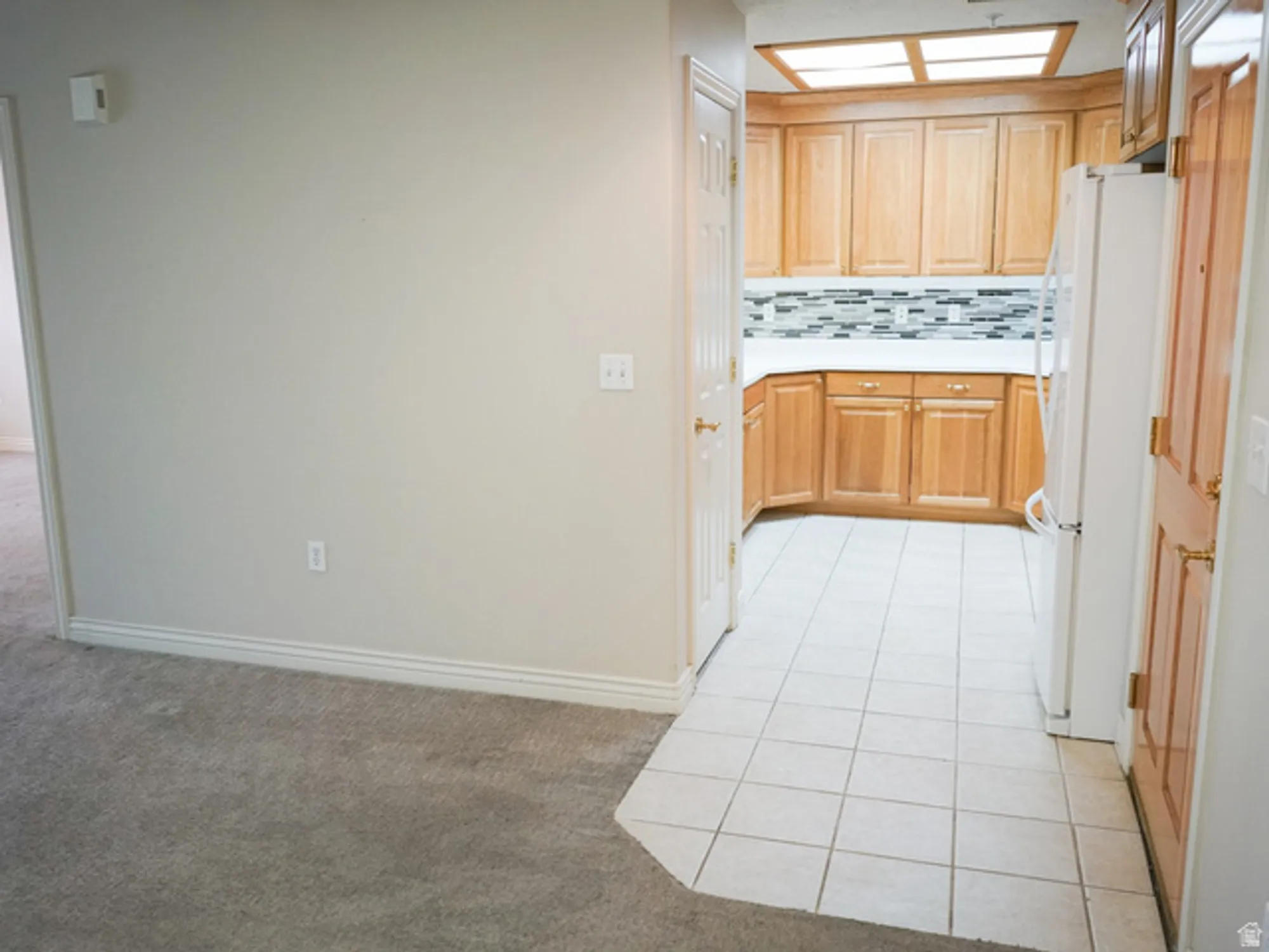 Property Slideshow image 8 of 22 | 11025 s grapevine cv b103, Sandy, UT, 84070