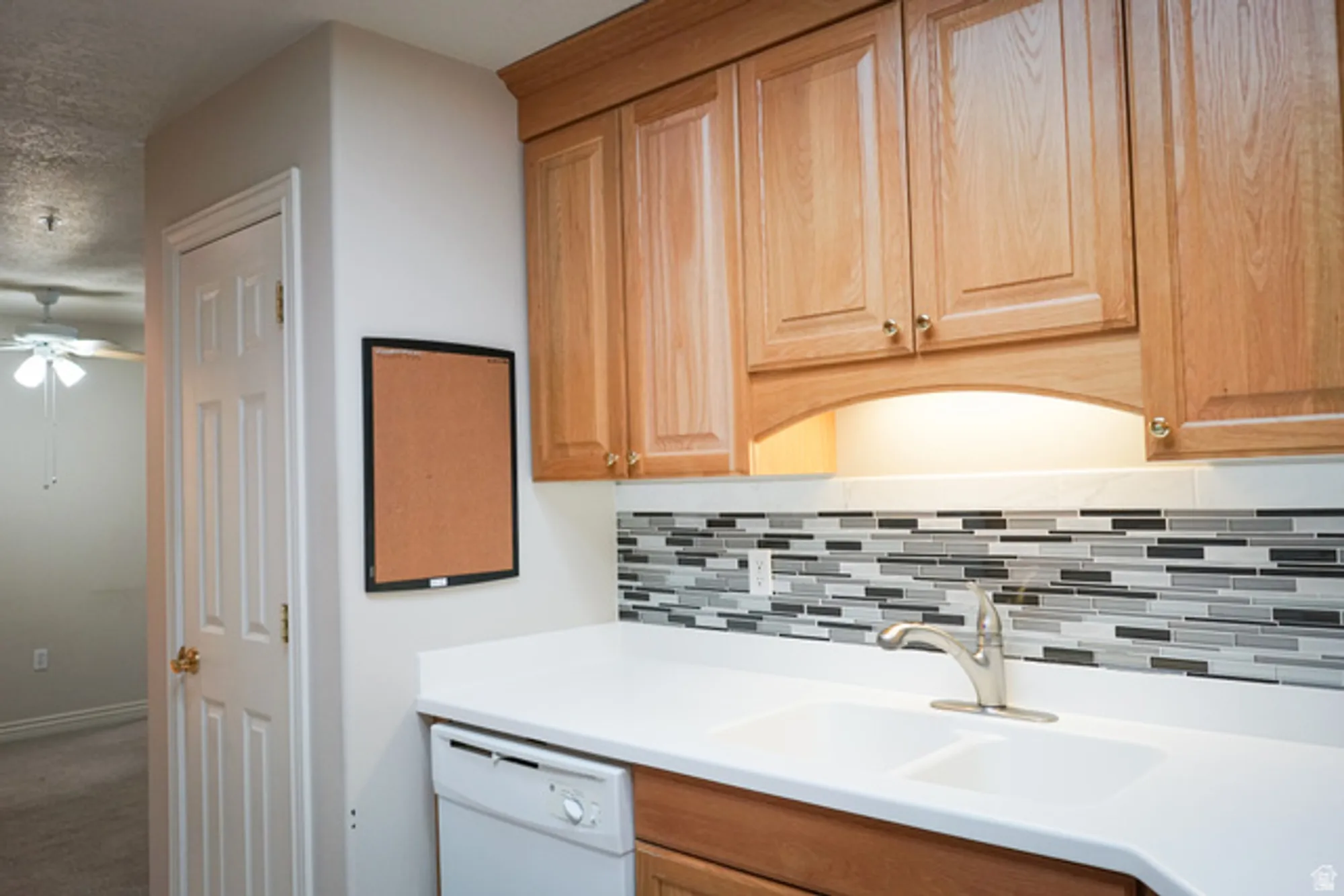 Property Slideshow image 10 of 22 | 11025 s grapevine cv b103, Sandy, UT, 84070