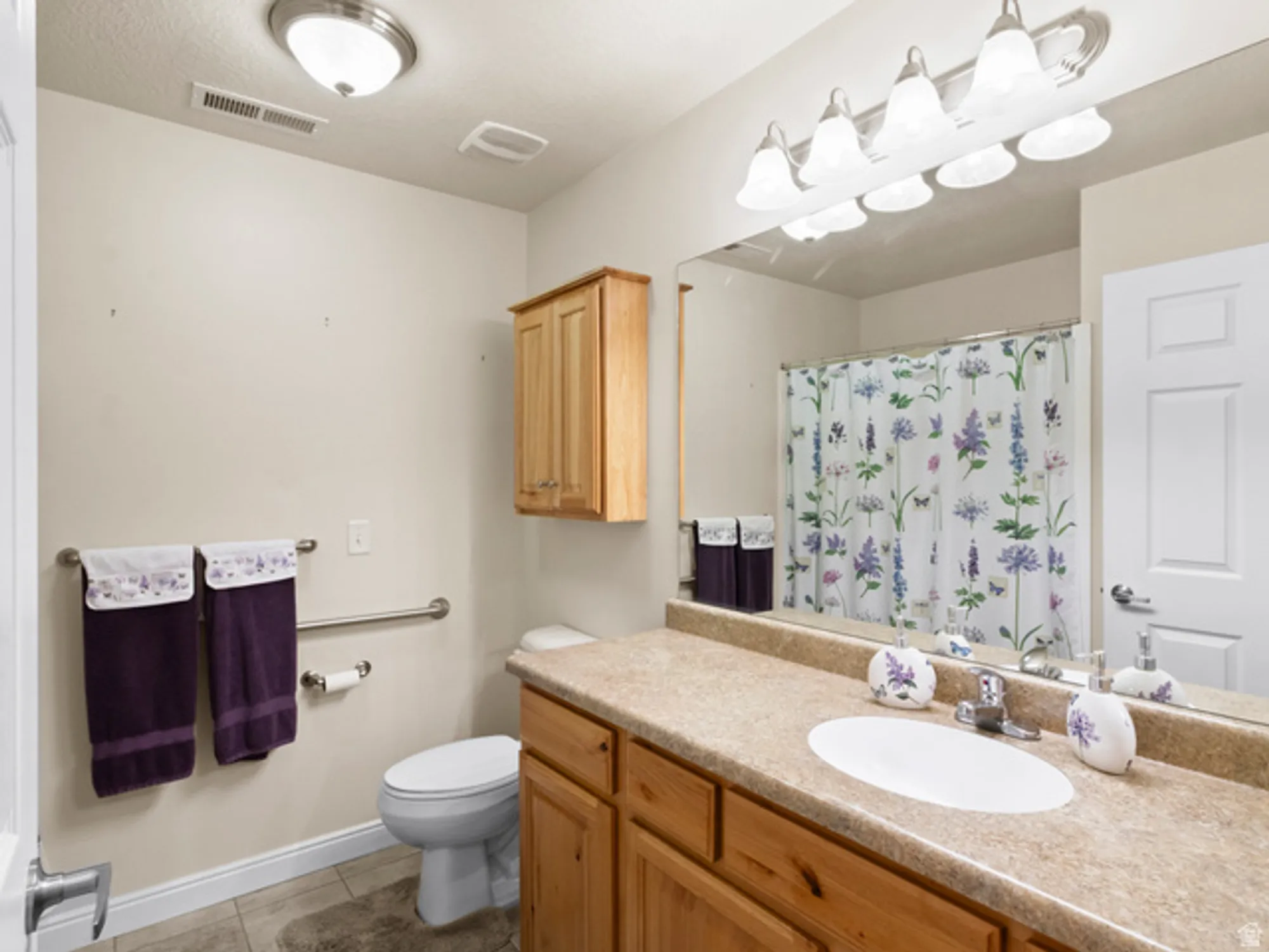 Property Slideshow image 18 of 25 | 891 w 1920 c, Syracuse, UT, 84075