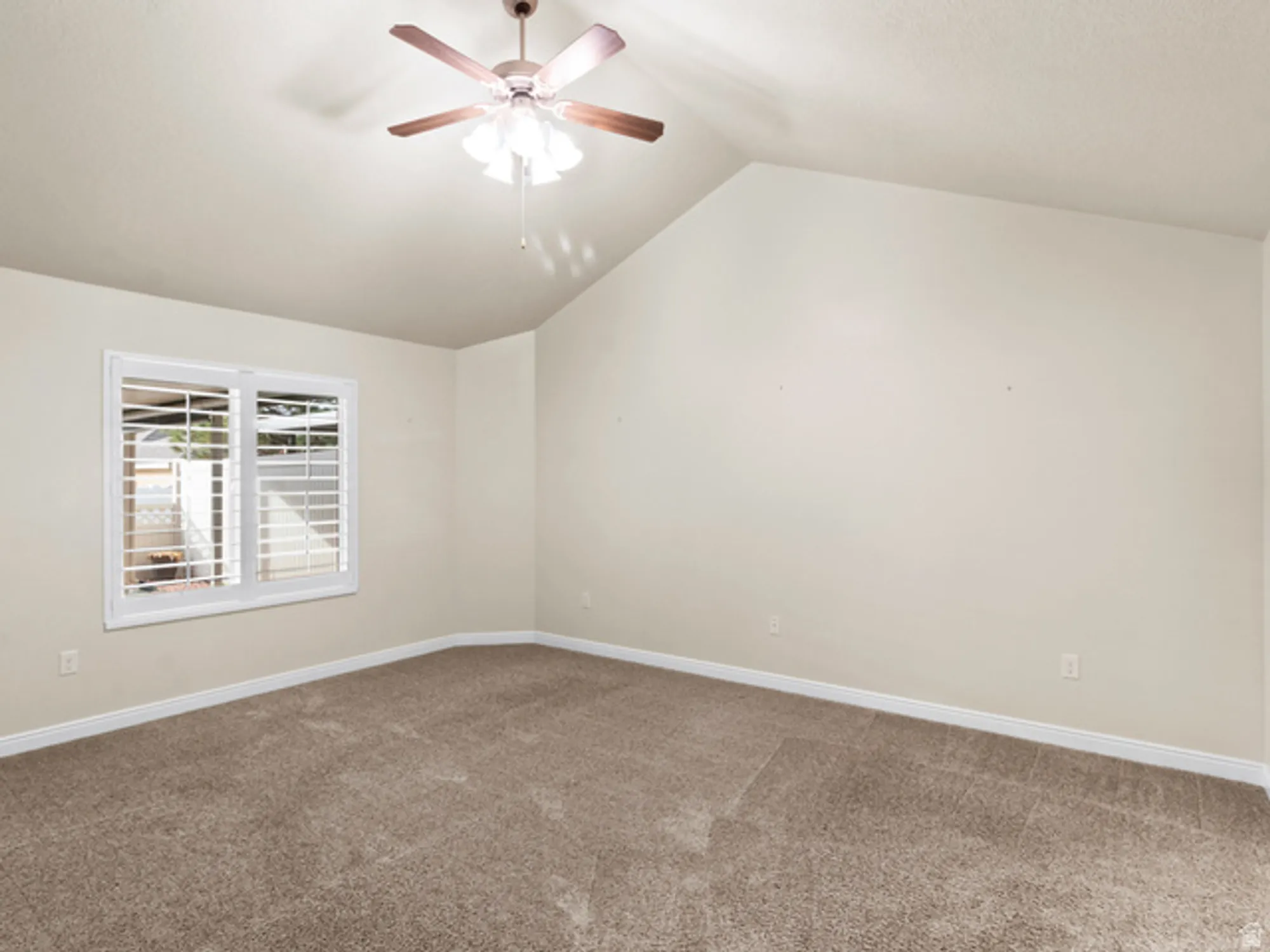 Property Slideshow image 14 of 25 | 891 w 1920 c, Syracuse, UT, 84075