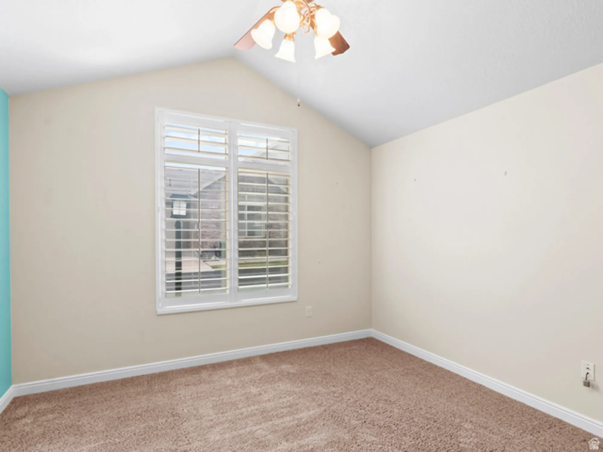 Property Slideshow image 20 of 25 | 891 w 1920 c, Syracuse, UT, 84075