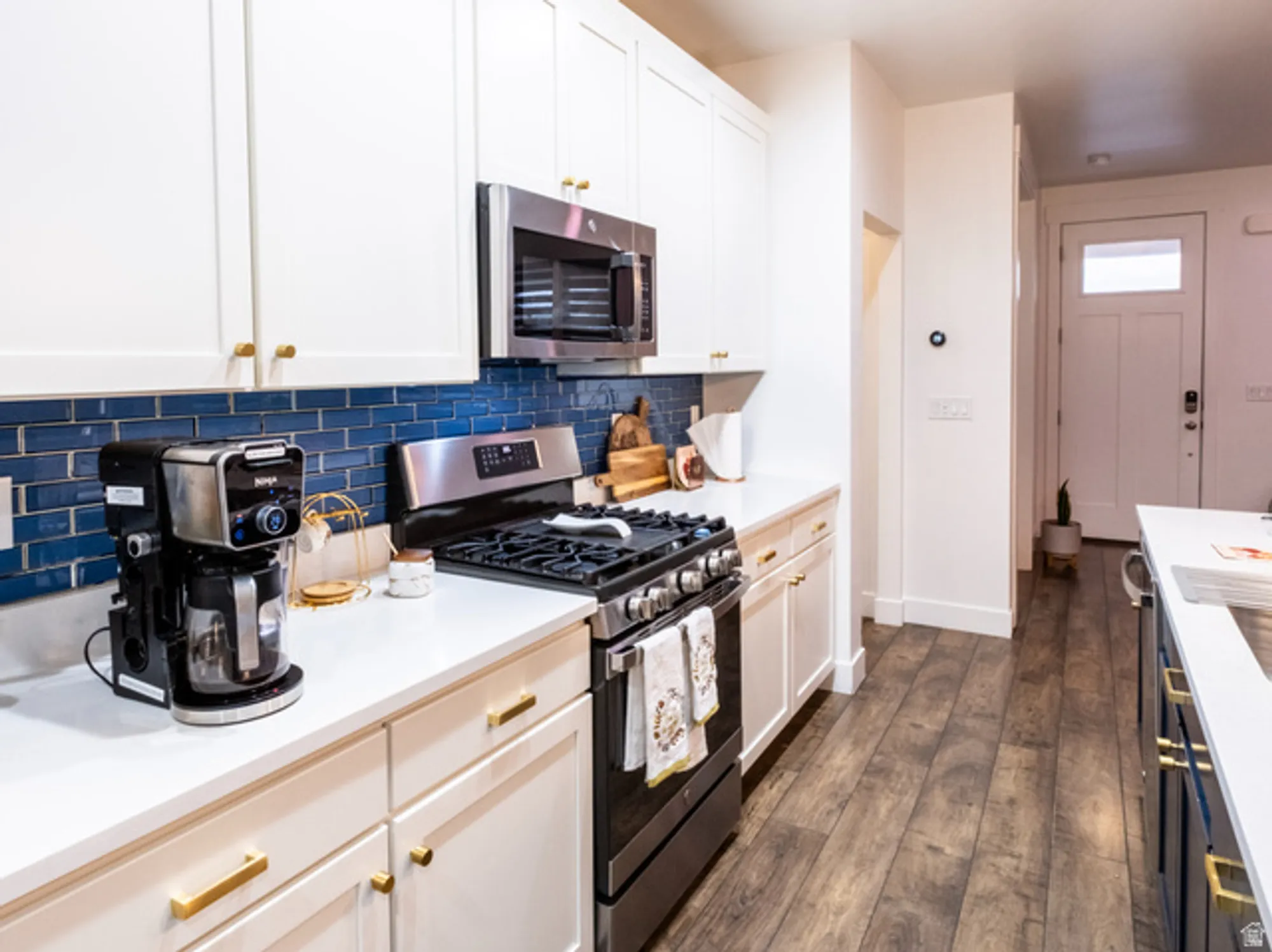 Property Slideshow image 4 of 15 | 6374 w lake ave, South Jordan, UT, 84009