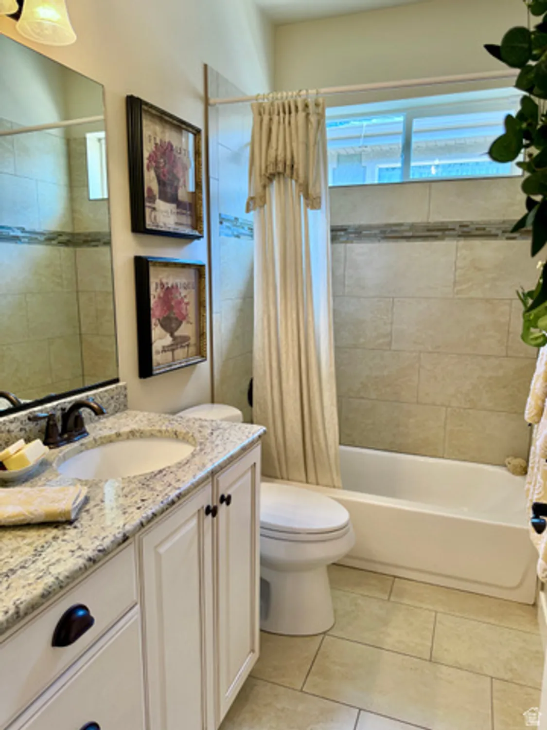 Property Slideshow image 6 of 33 | 1128 w 1150 s # 9, Payson, UT, 84651