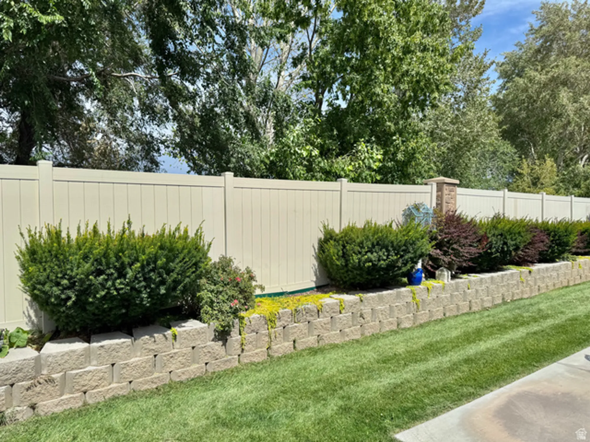 Property Slideshow image 27 of 33 | 1128 w 1150 s # 9, Payson, UT, 84651