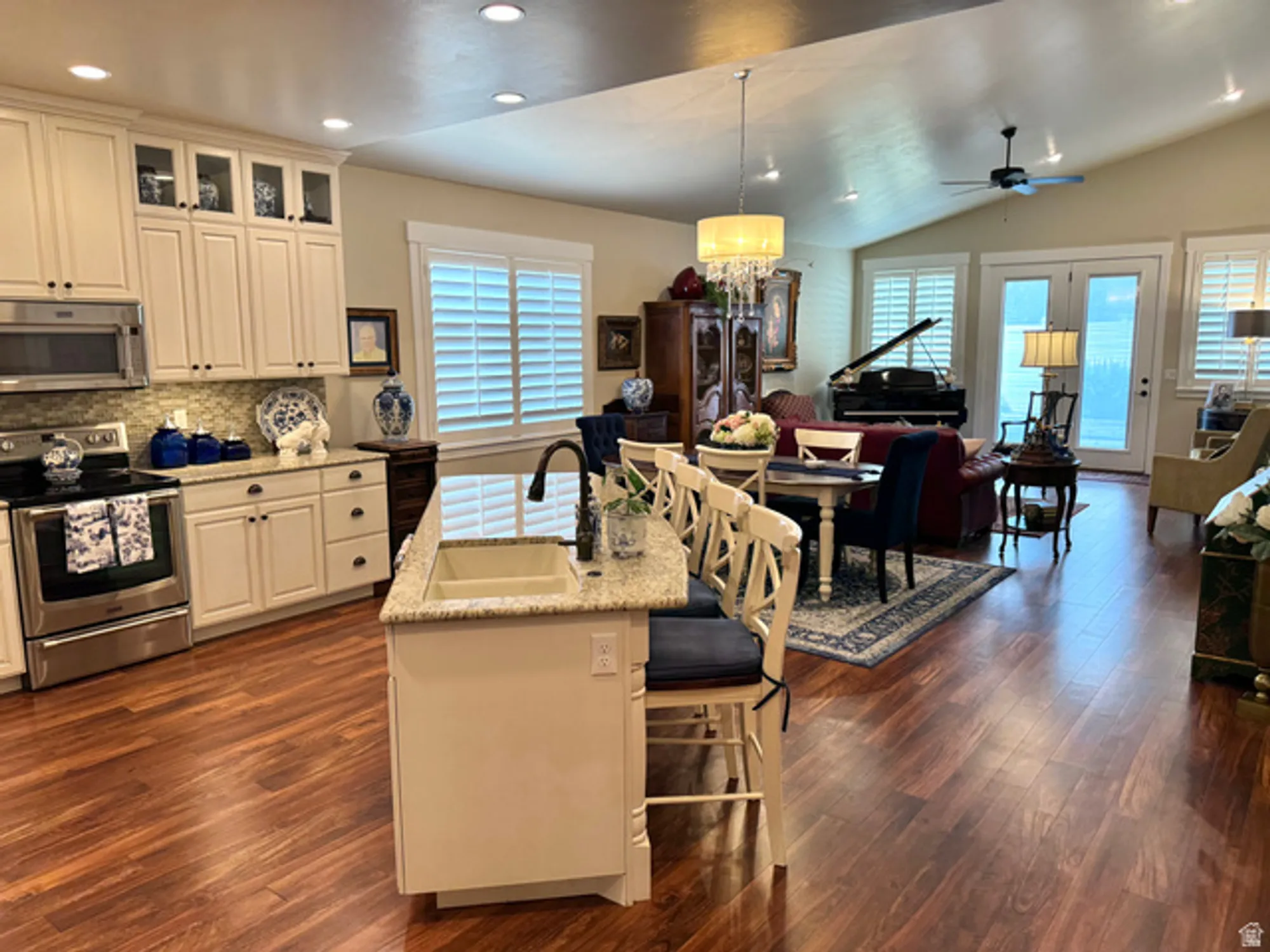 Property Slideshow image 8 of 33 | 1128 w 1150 s # 9, Payson, UT, 84651