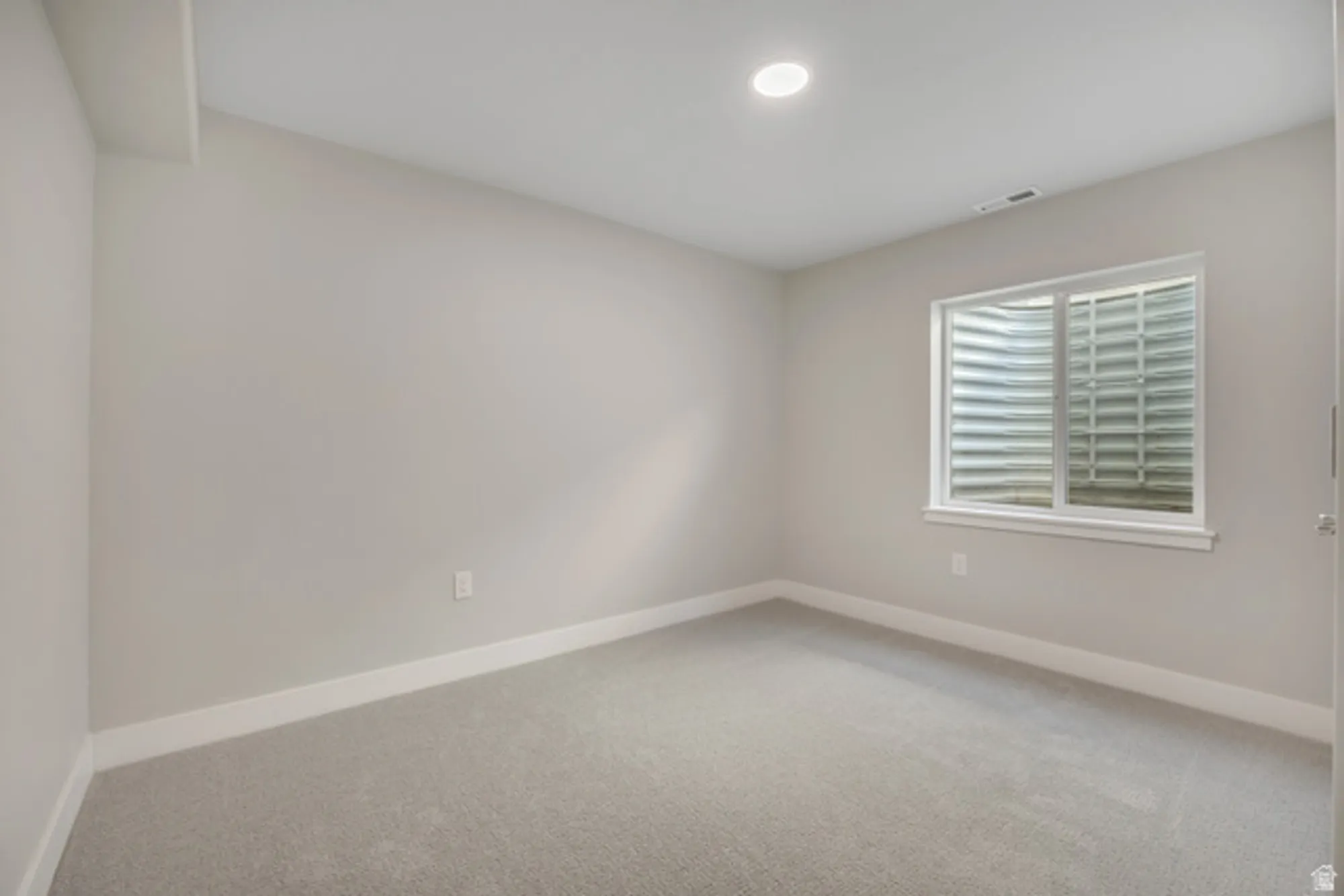 Property Slideshow image 22 of 30 | 12038 s middle teton dr, Herriman, UT, 84096