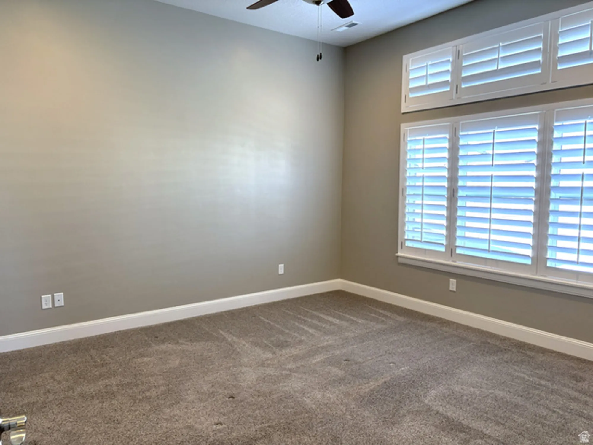 Property Slideshow image 14 of 46 | 3211 w harvest glory dr, South Jordan, UT, 84095