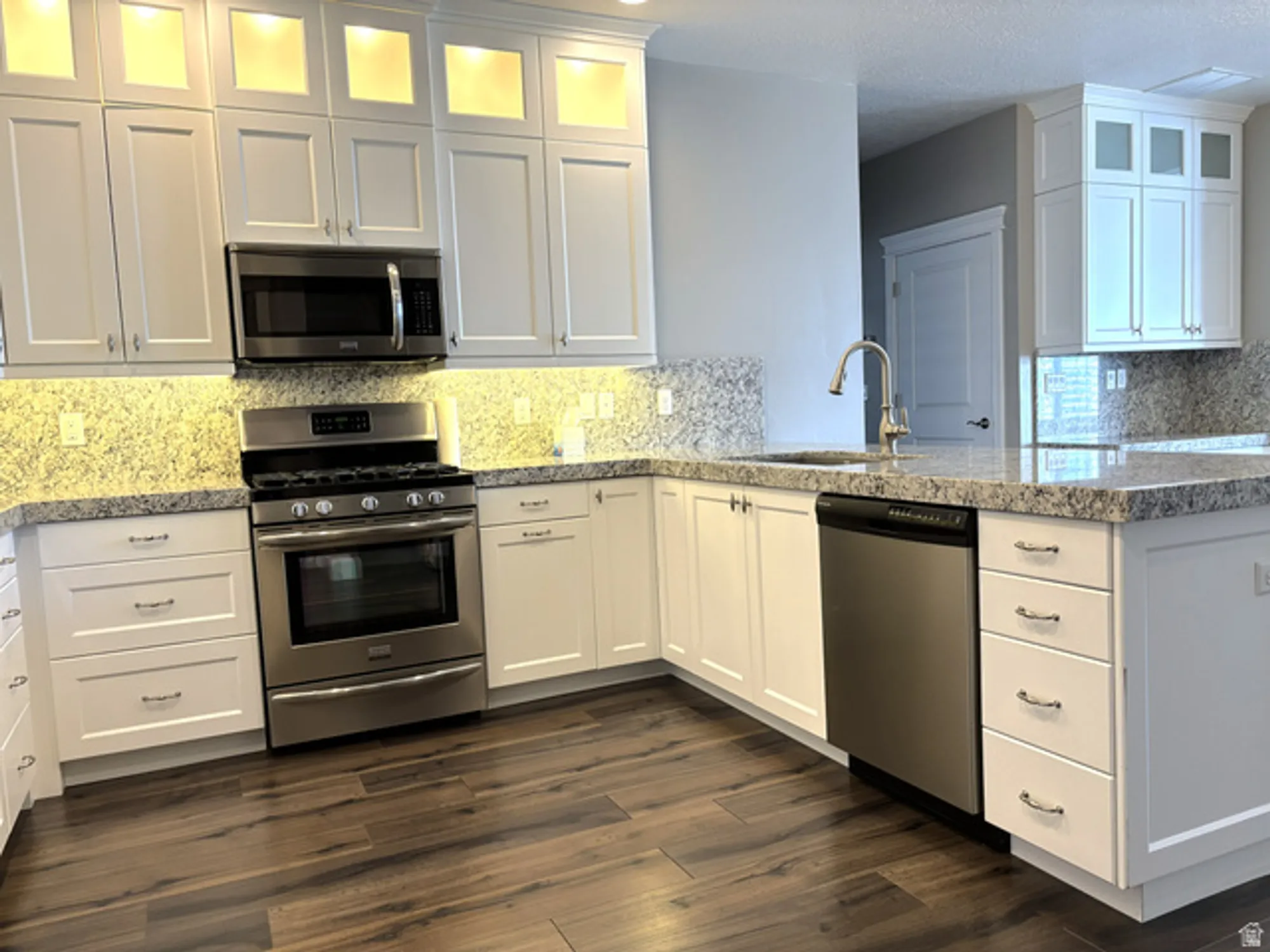 Property Slideshow image 7 of 46 | 3211 w harvest glory dr, South Jordan, UT, 84095