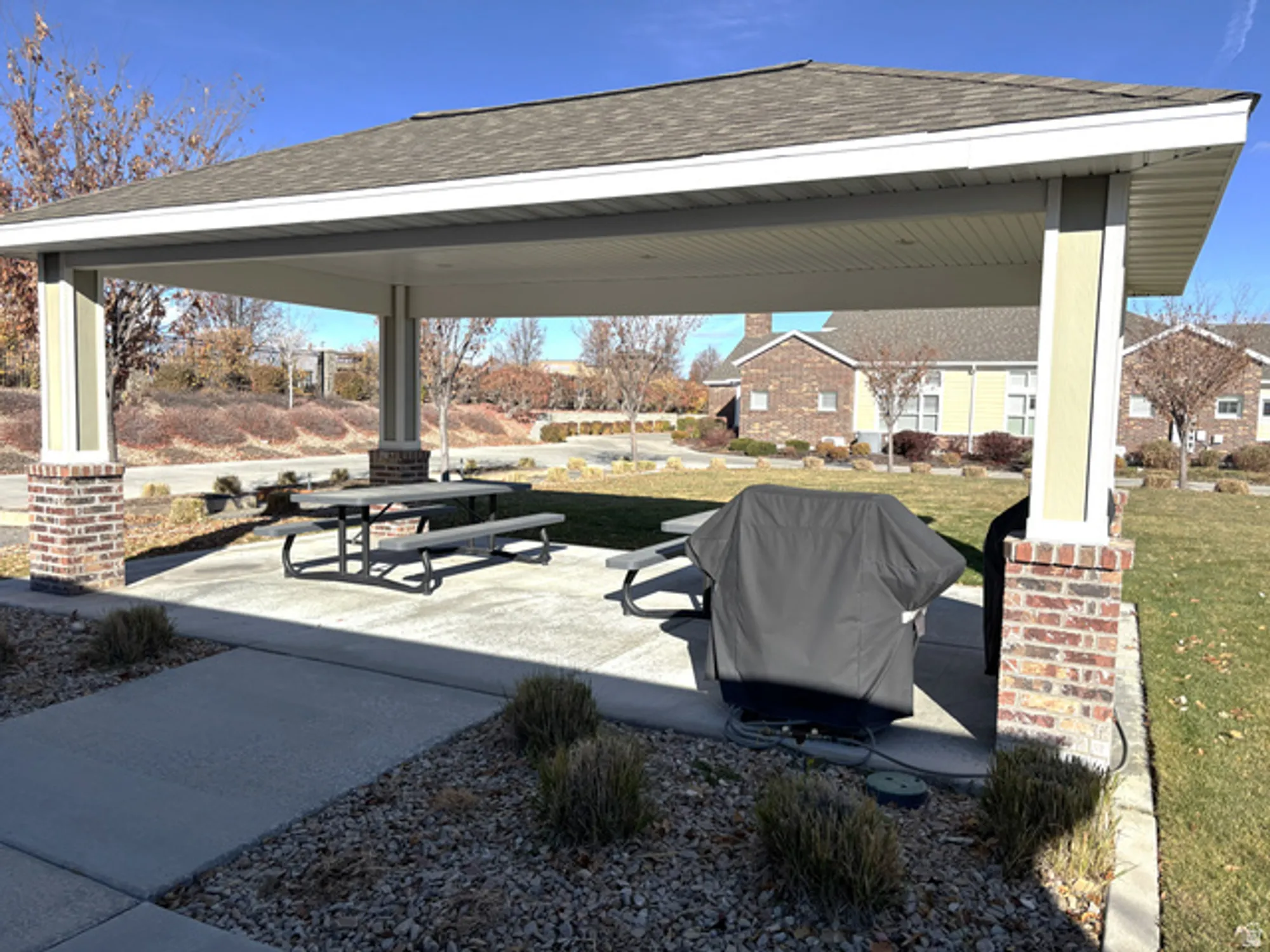 Property Slideshow image 38 of 46 | 3211 w harvest glory dr, South Jordan, UT, 84095