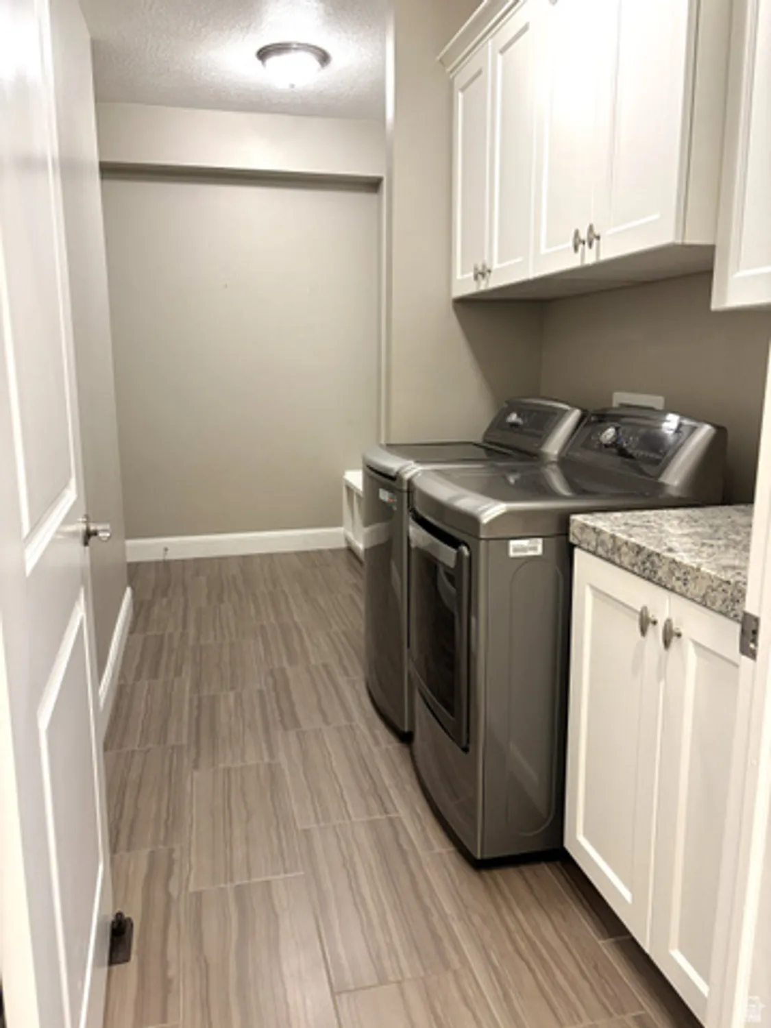 Property Slideshow image 10 of 46 | 3211 w harvest glory dr, South Jordan, UT, 84095