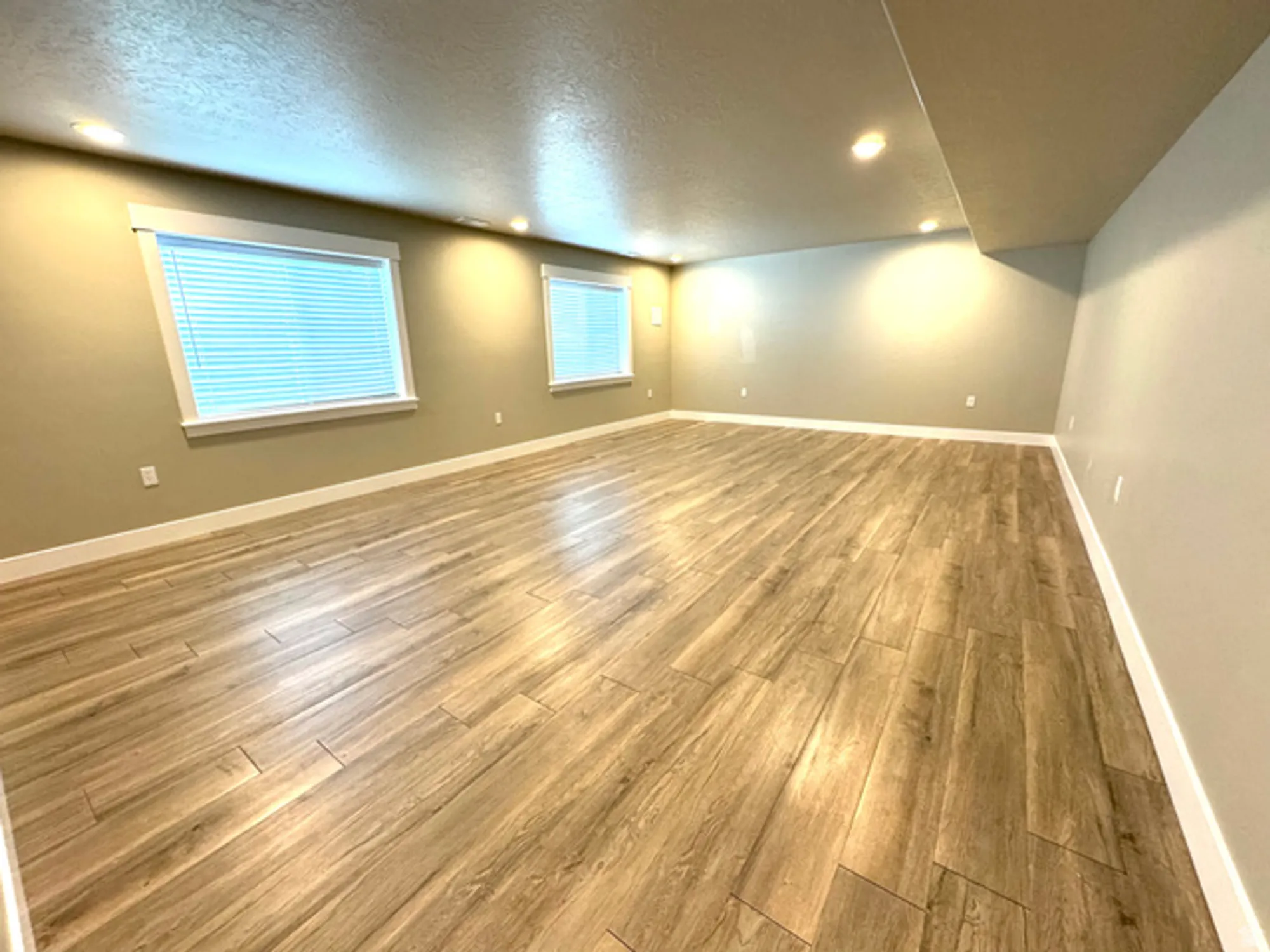 Property Slideshow image 19 of 36 | 1116 w 1290, Payson, UT, 84651