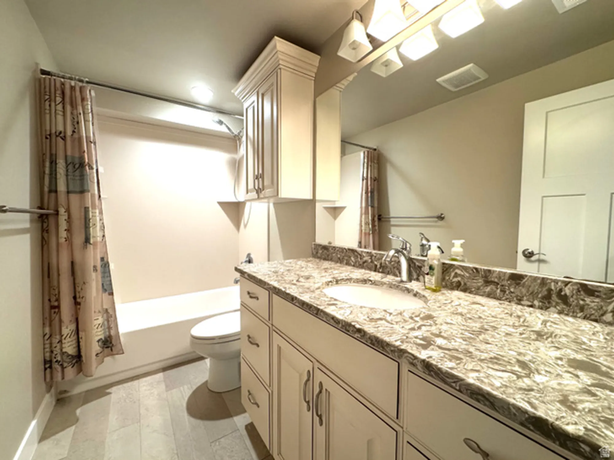 Property Slideshow image 21 of 36 | 1116 w 1290, Payson, UT, 84651