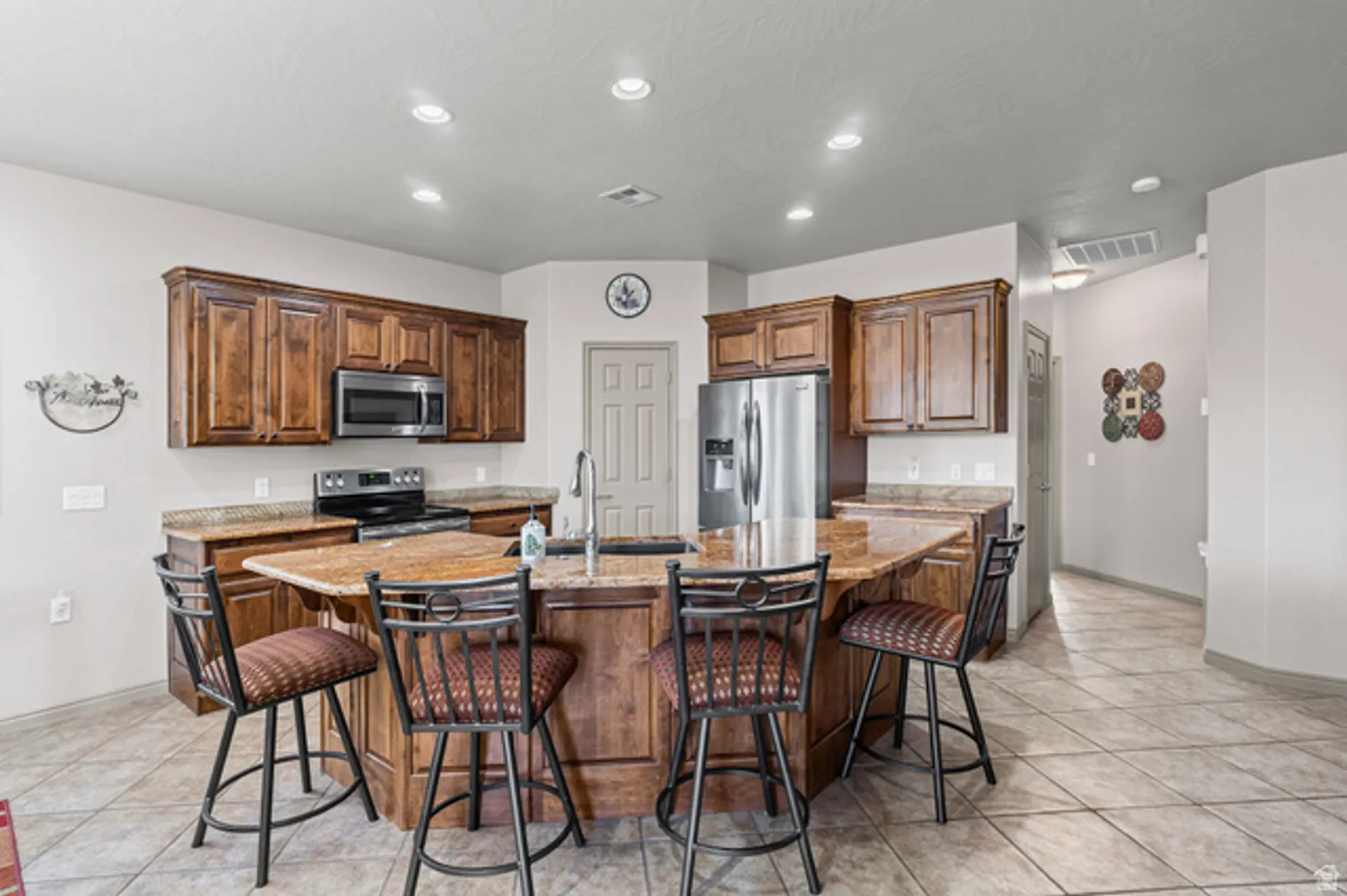 Property Slideshow image 12 of 47 | 4975 s bonita bay dr, St George, UT, 84790