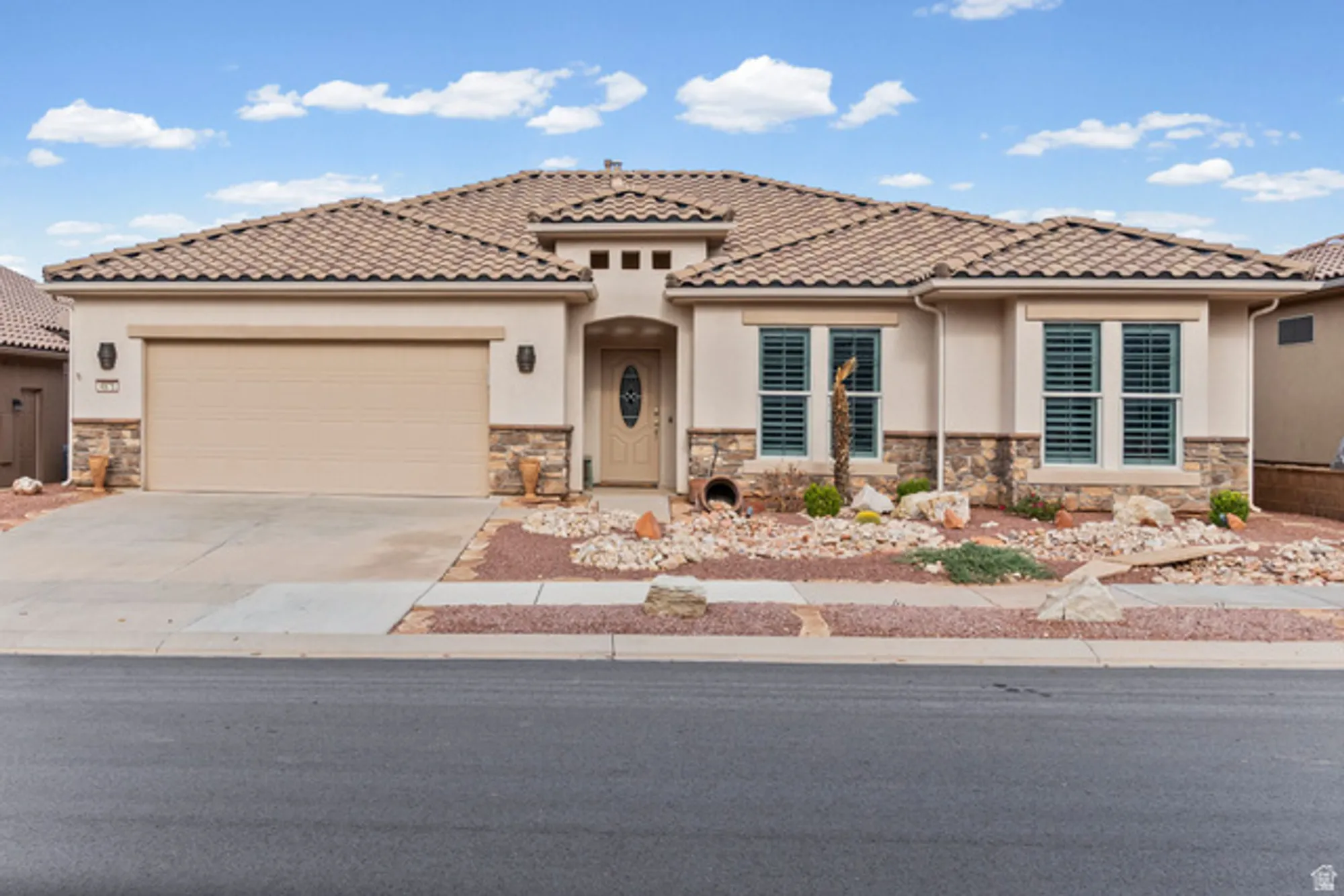 Property Slideshow image 1 of 47 | 4975 s bonita bay dr, St George, UT, 84790