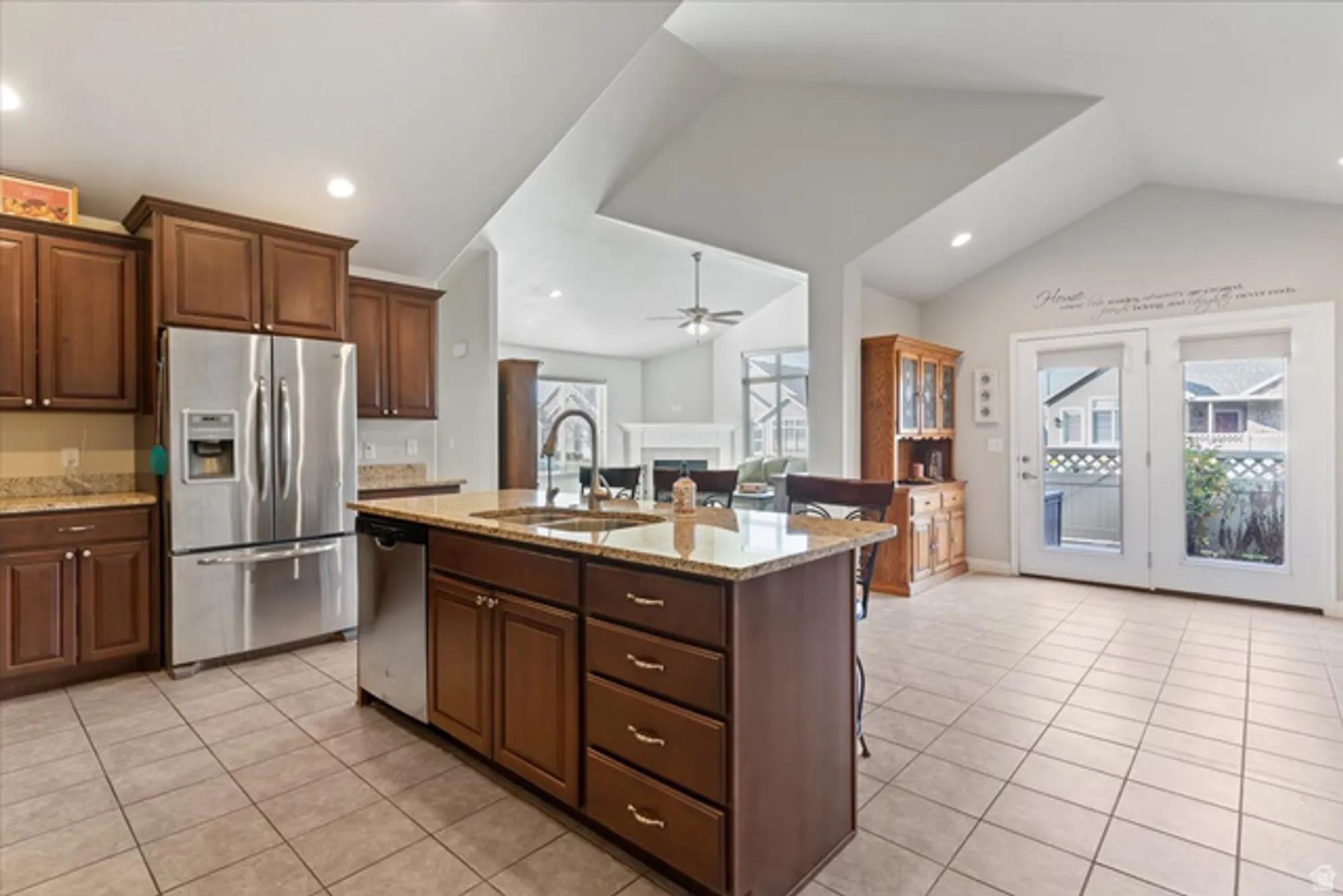 Property Slideshow image 16 of 34 | 891 w 1840 a, Syracuse, UT, 84075