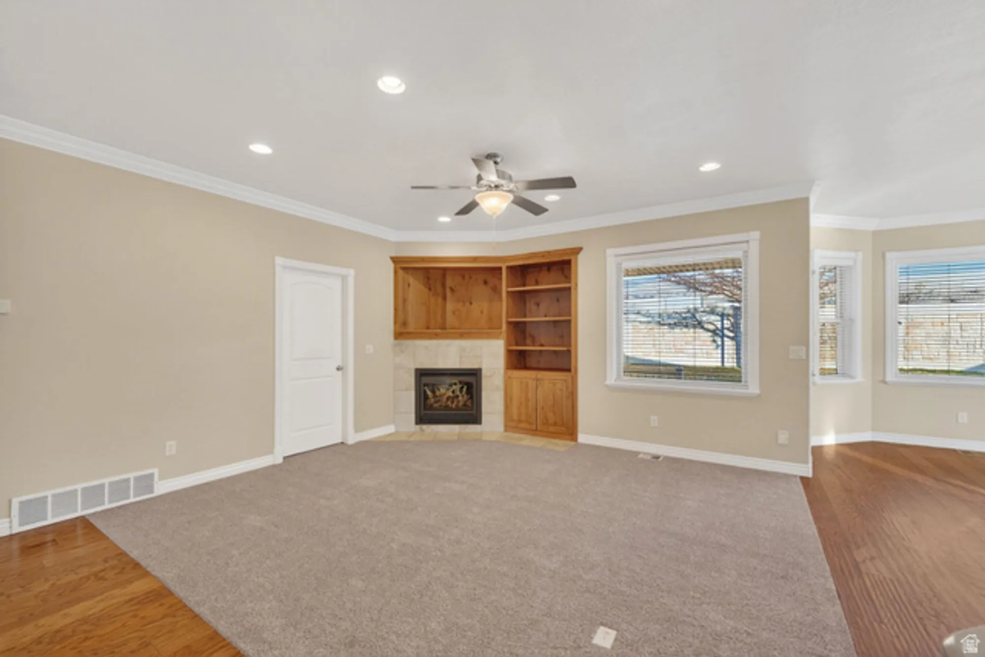 Property Slideshow image 5 of 33 | 687 e 3420, Lehi, UT, 84043