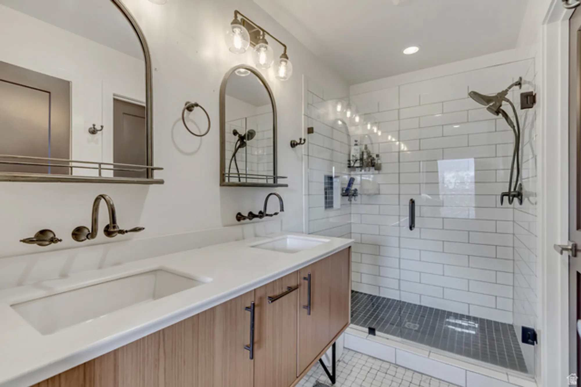 Property Slideshow image 19 of 27 | 11411 s holly springs dr, South Jordan, UT, 84009