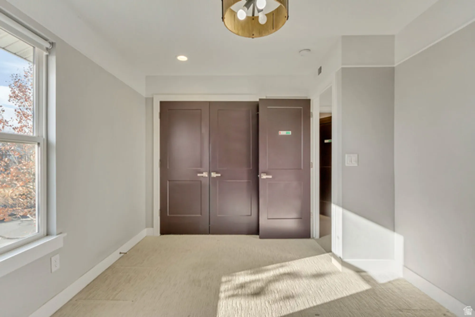 Property Slideshow image 21 of 27 | 11411 s holly springs dr, South Jordan, UT, 84009