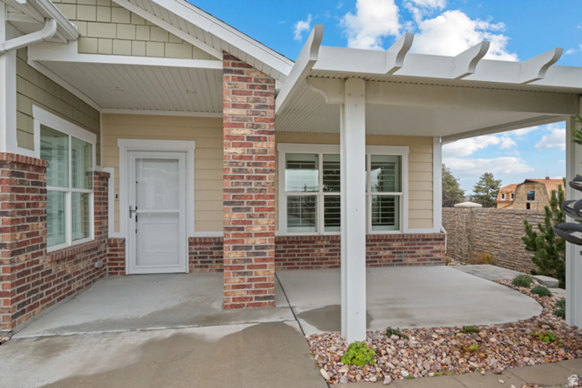 Property Slideshow image 4 of 33 | 10489 s harvest glory dr, South Jordan, UT, 84095