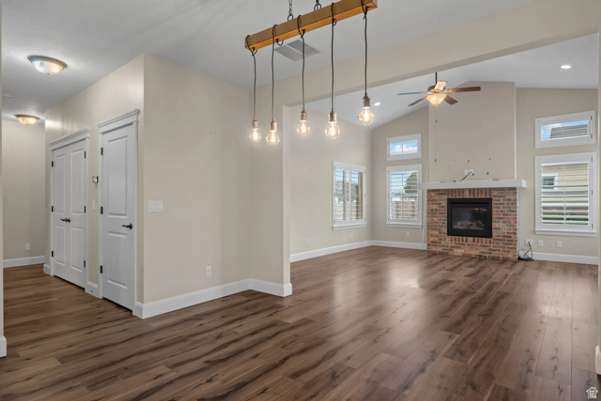 Property Slideshow image 9 of 33 | 10489 s harvest glory dr, South Jordan, UT, 84095