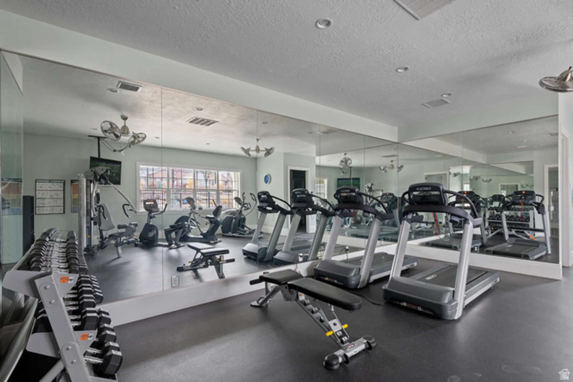 Property Slideshow image 32 of 33 | 10489 s harvest glory dr, South Jordan, UT, 84095