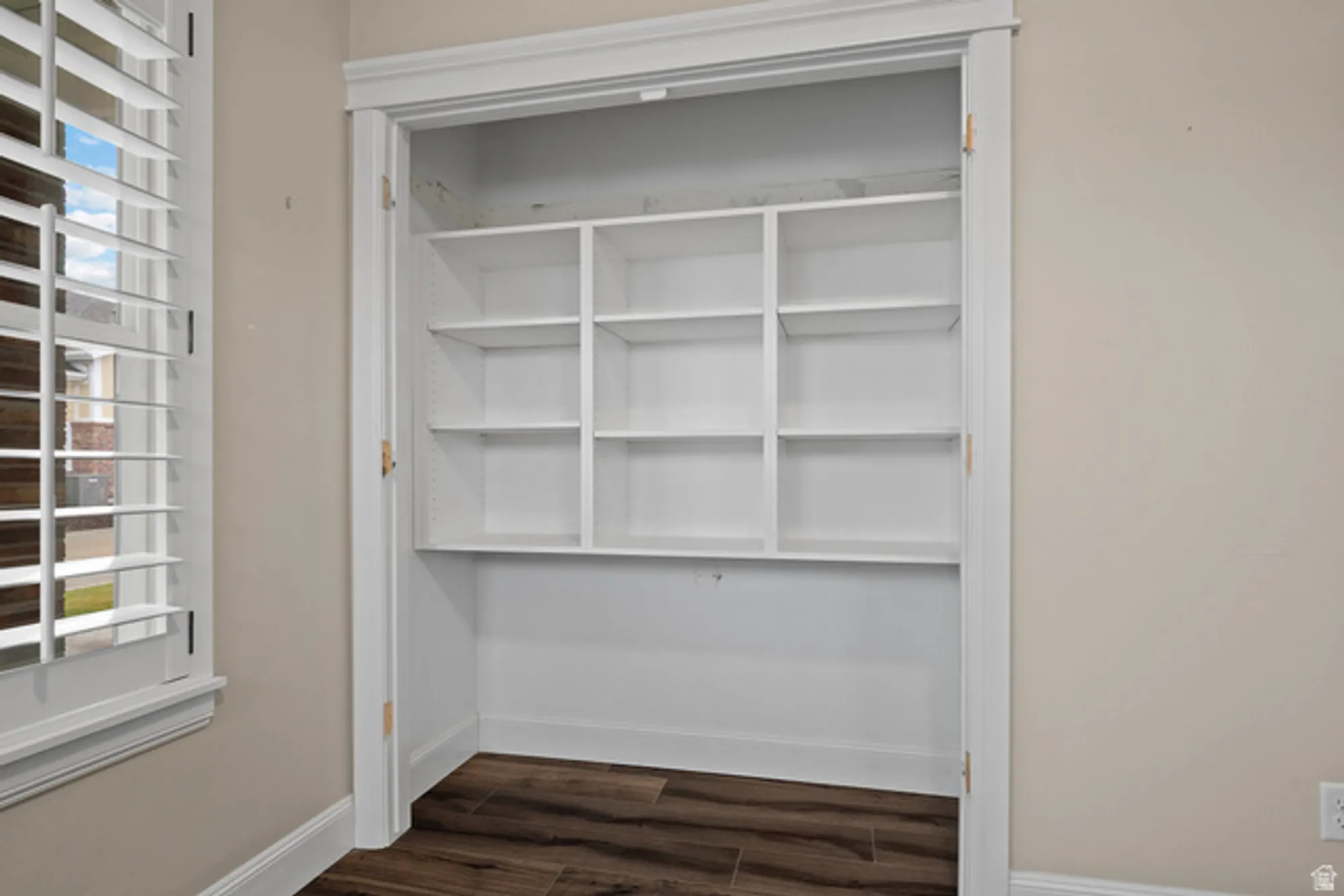 Property Slideshow image 20 of 33 | 10489 s harvest glory dr, South Jordan, UT, 84095