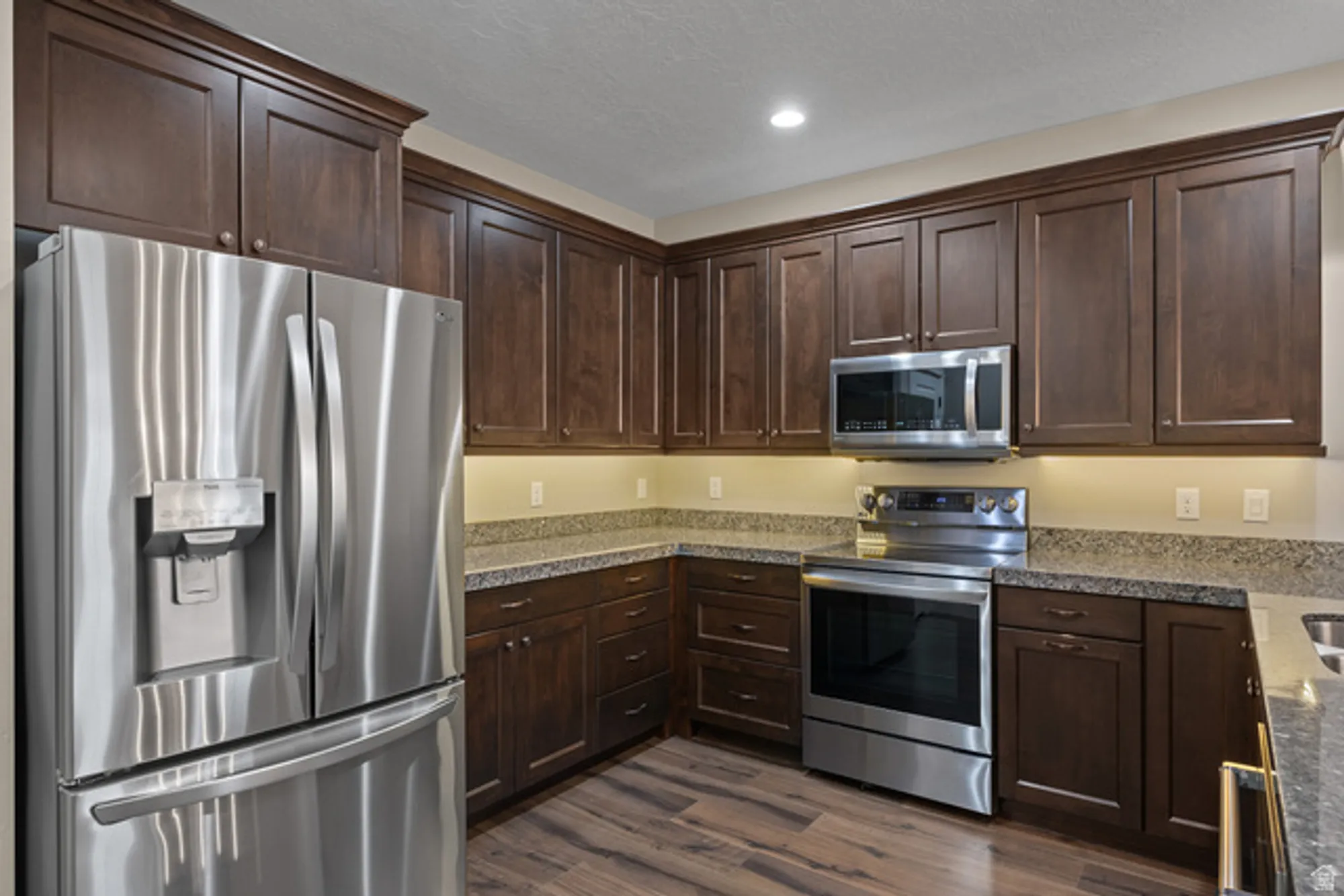 Property Slideshow image 12 of 33 | 10489 s harvest glory dr, South Jordan, UT, 84095