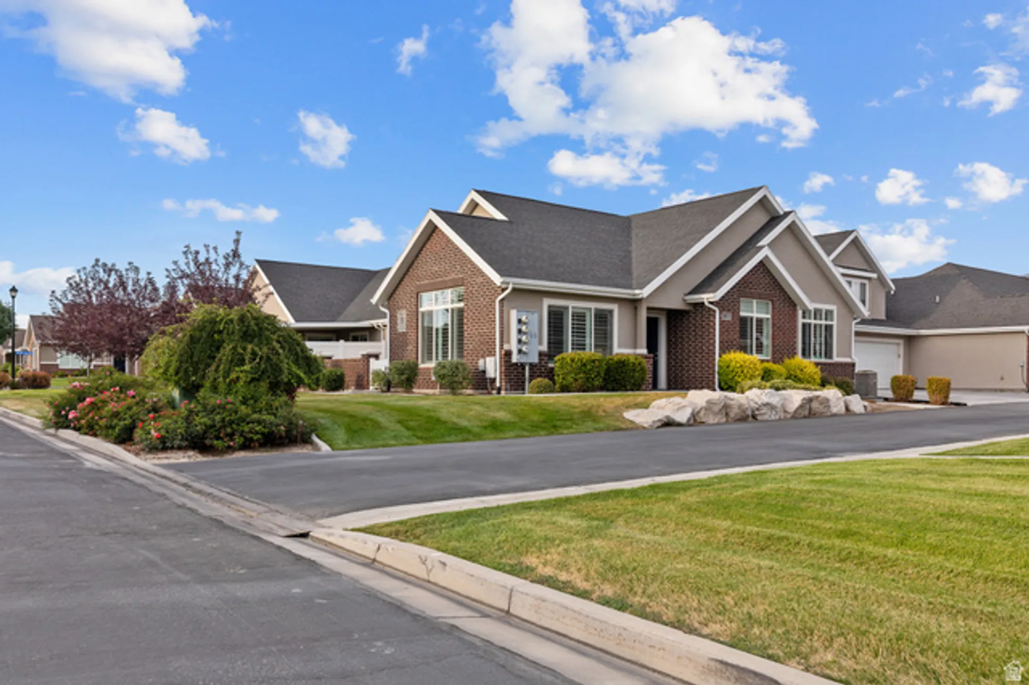 Property Slideshow image 6 of 31 | 1299 s 100 e unit e 1, Lehi, UT, 84043