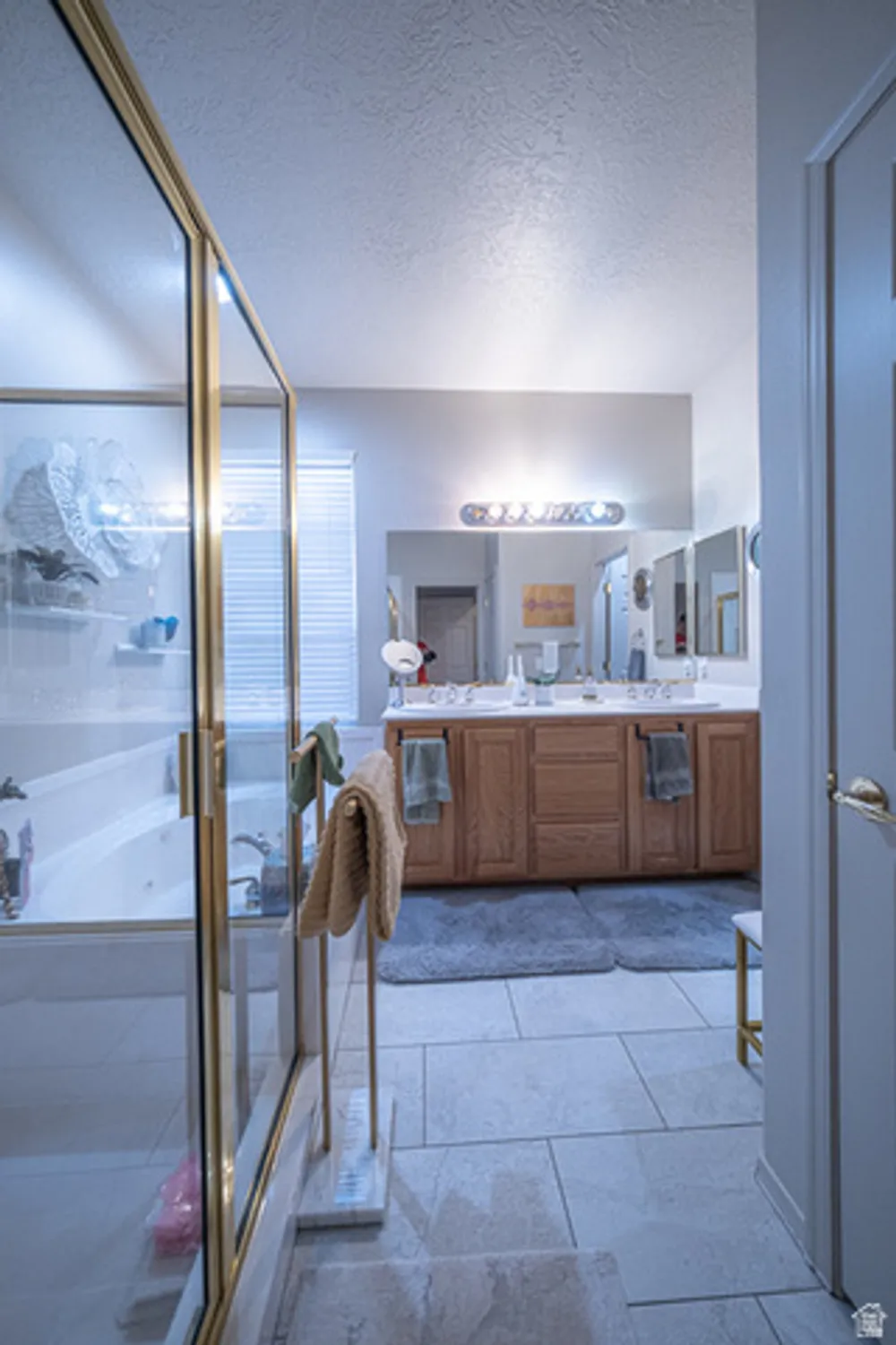 Property Slideshow image 12 of 22 | 4444 s big river dr, St George, UT, 84790