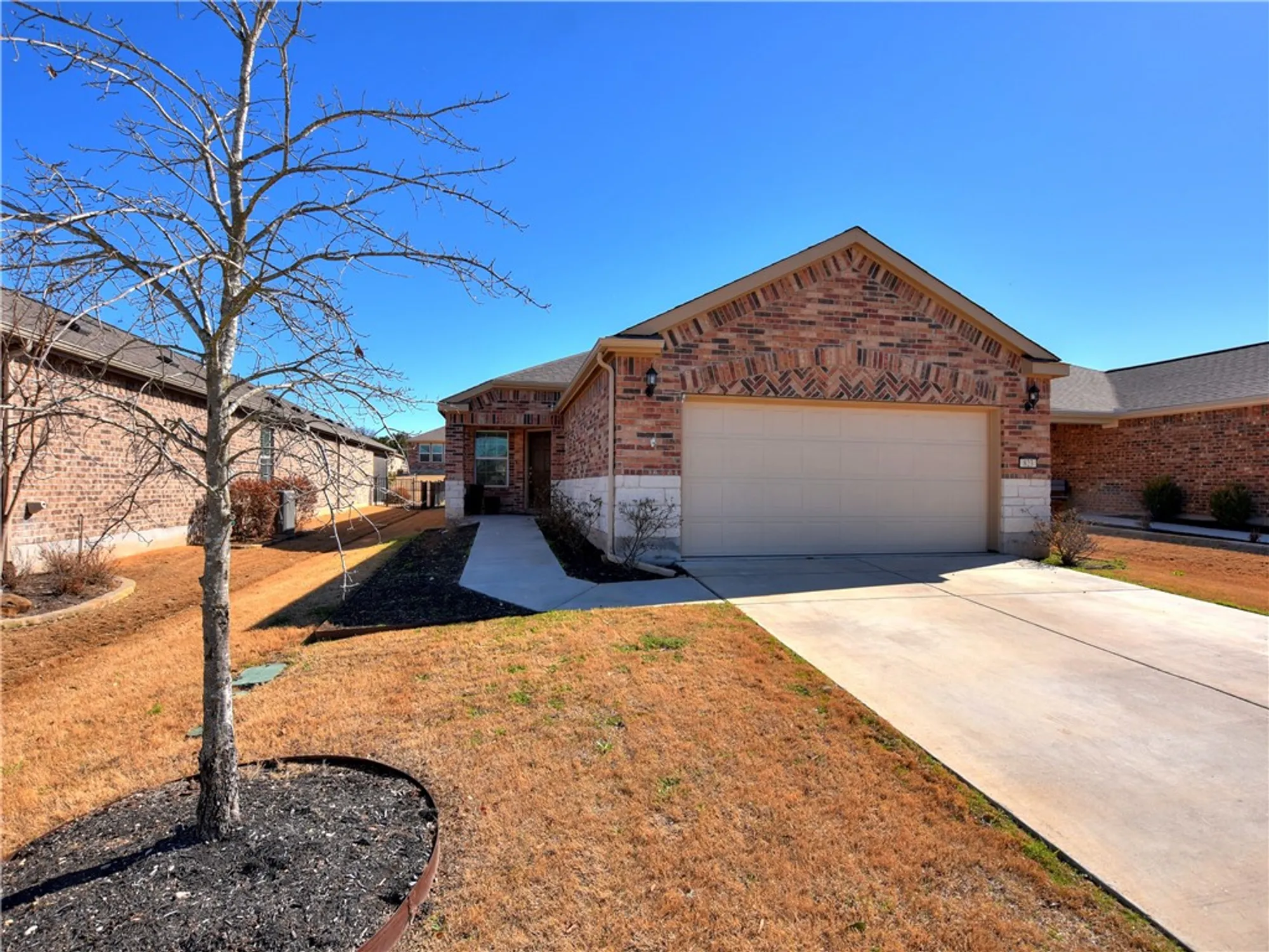 Property Slideshow image 1 of 28 | 823 hamilton ln, Georgetown, TX, 78633
