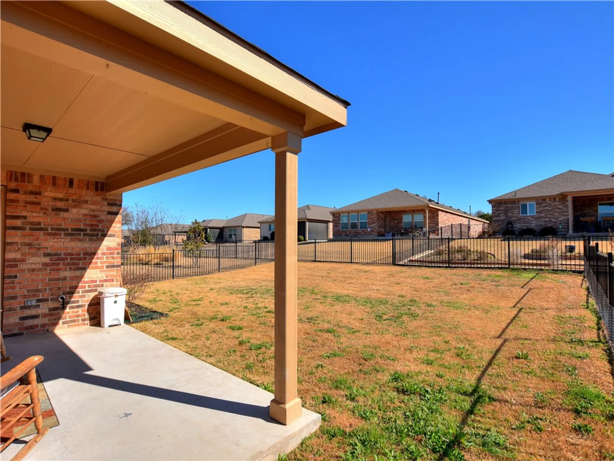 Property Slideshow image 25 of 28 | 823 hamilton ln, Georgetown, TX, 78633