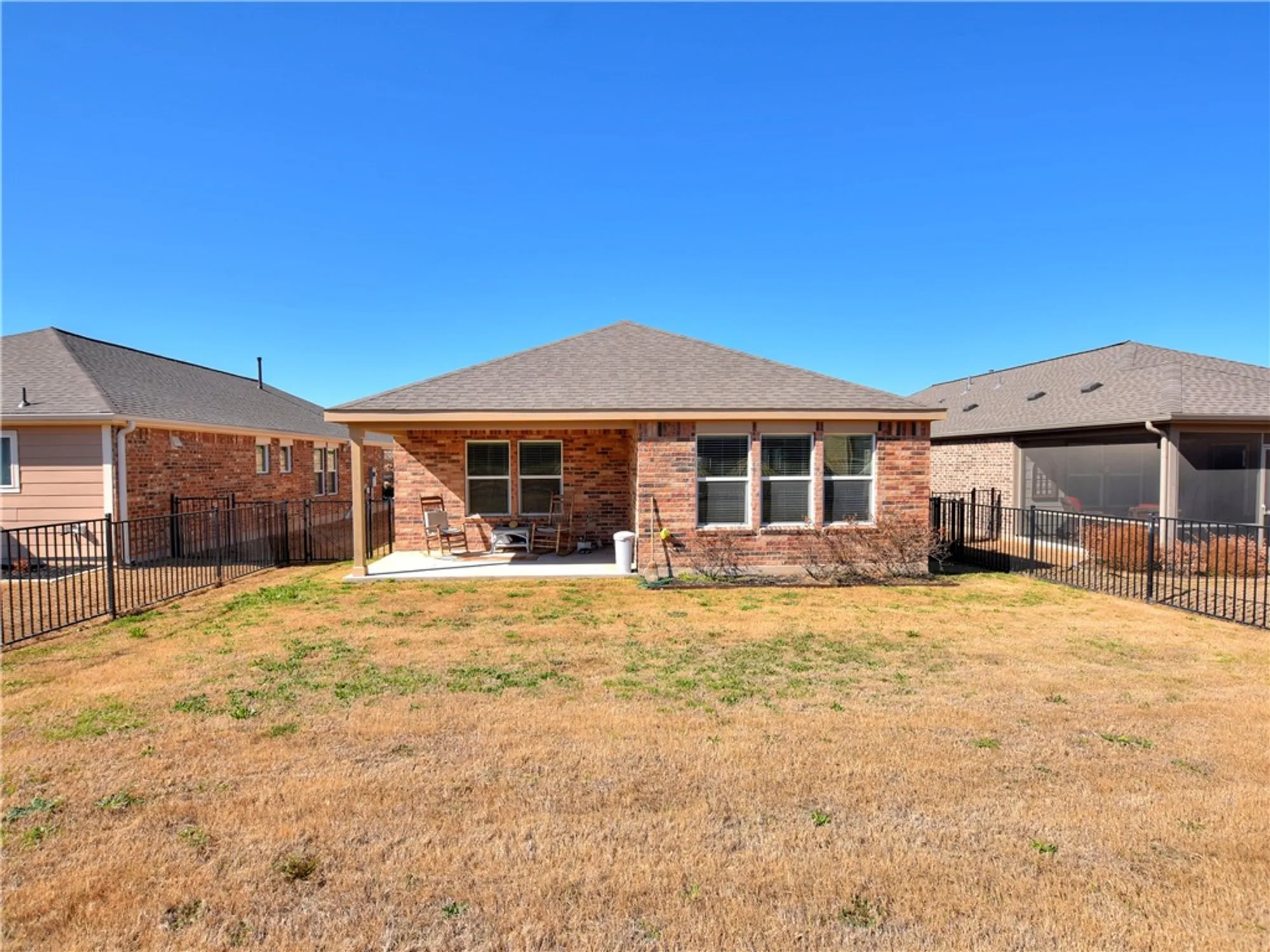 Property Slideshow image 27 of 28 | 823 hamilton ln, Georgetown, TX, 78633