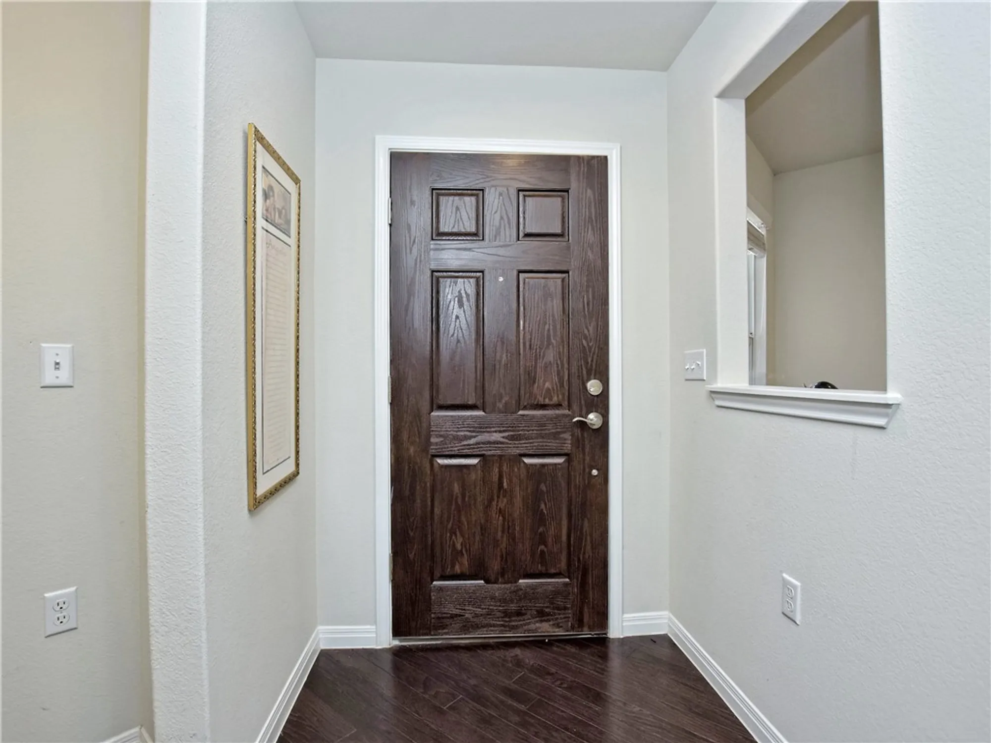 Property Slideshow image 3 of 28 | 823 hamilton ln, Georgetown, TX, 78633
