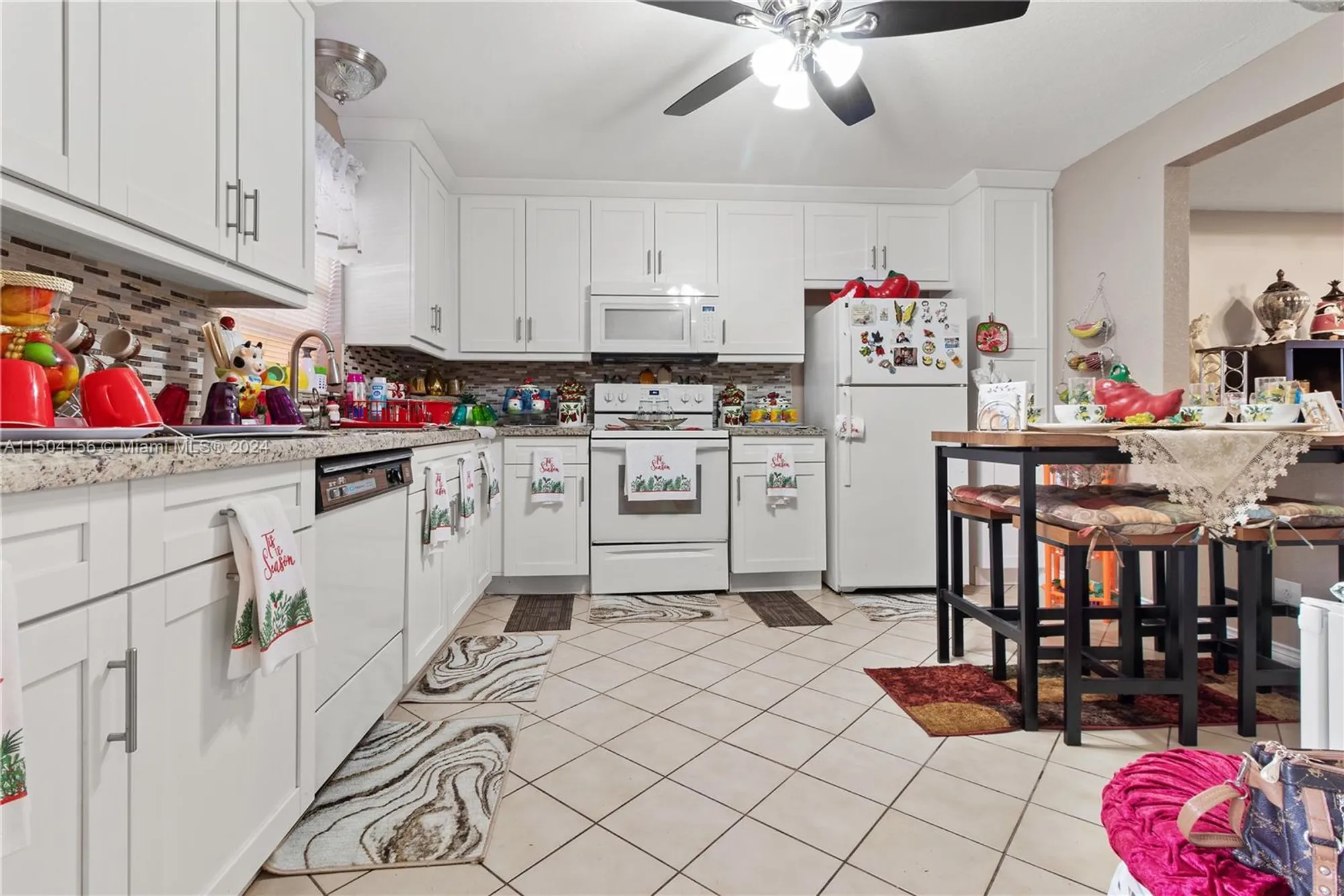 Property Slideshow image 5 of 20 | 281 s hollybrook dr apt 103, Pembroke Pines, FL, 33025