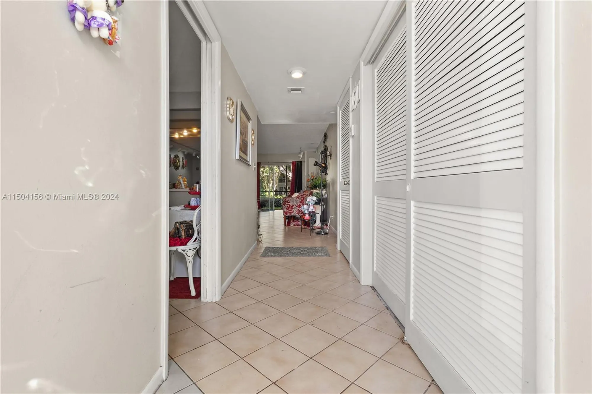 Property Slideshow image 6 of 20 | 281 s hollybrook dr apt 103, Pembroke Pines, FL, 33025