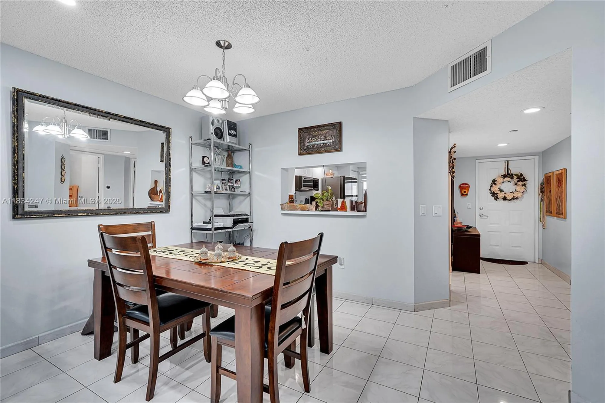 Property Slideshow image 16 of 47 | 571 sw 142nd ave 410o, Pembroke Pines, FL, 33027