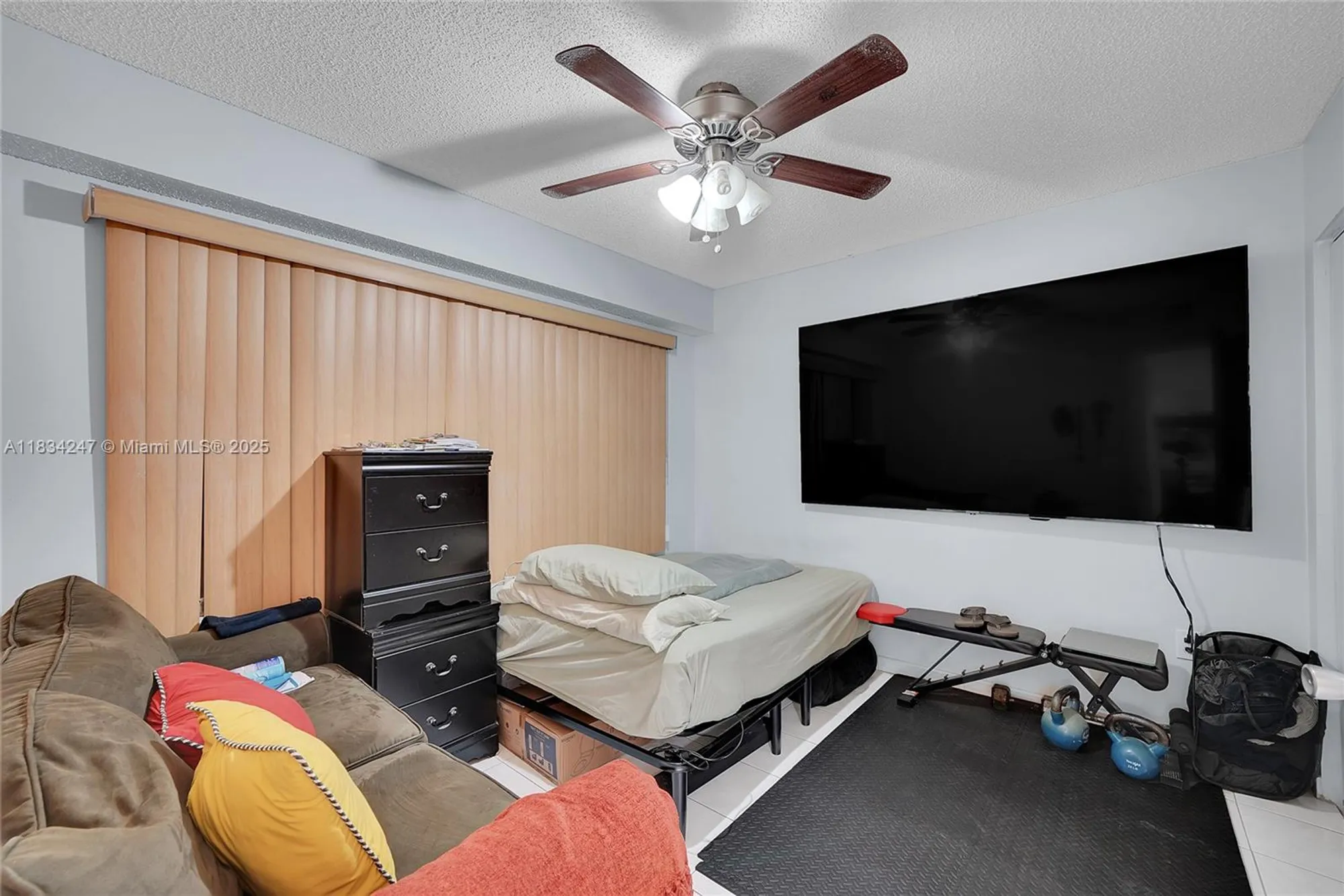 Property Slideshow image 11 of 47 | 571 sw 142nd ave 410o, Pembroke Pines, FL, 33027