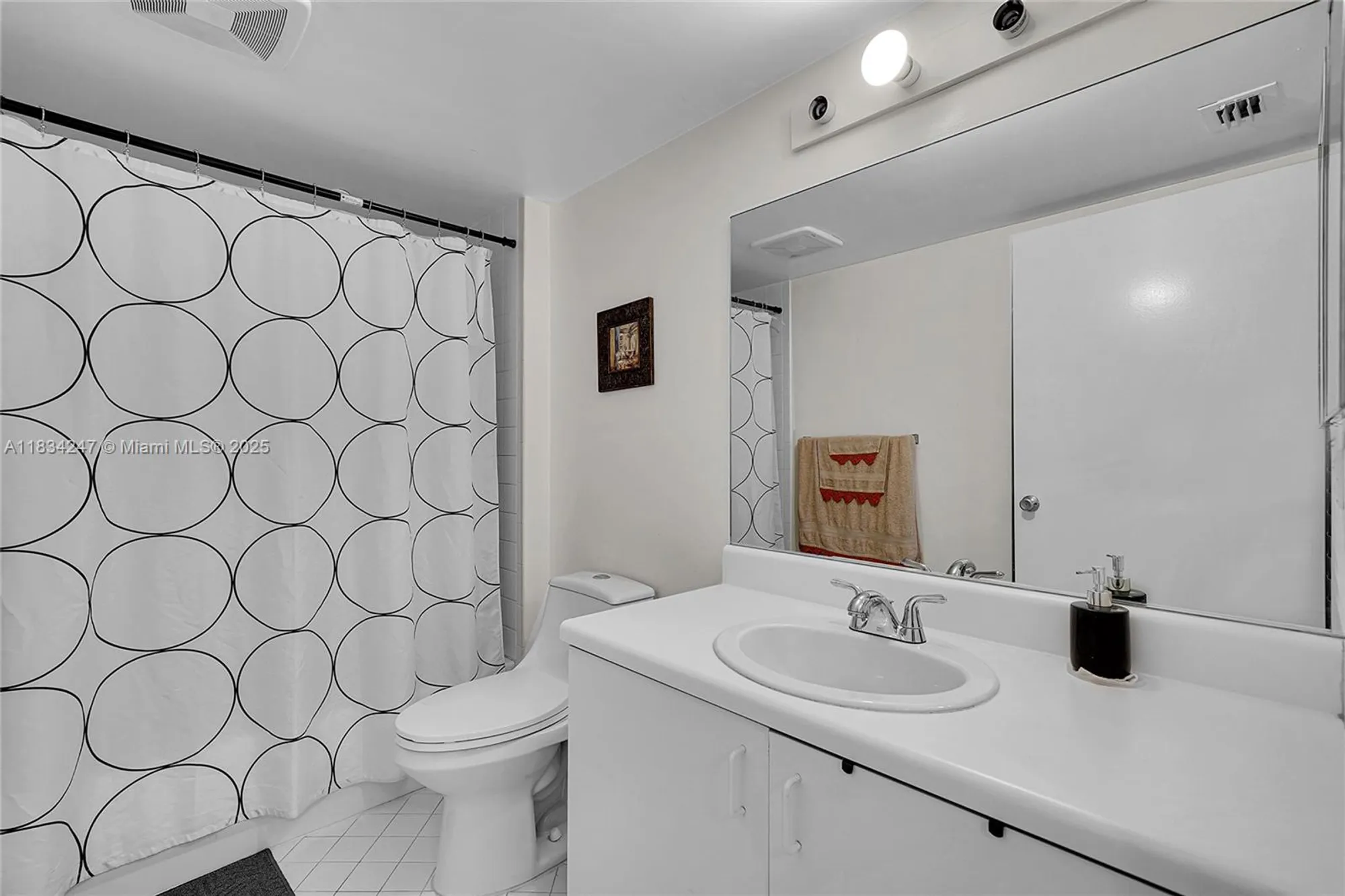 Property Slideshow image 13 of 47 | 571 sw 142nd ave 410o, Pembroke Pines, FL, 33027