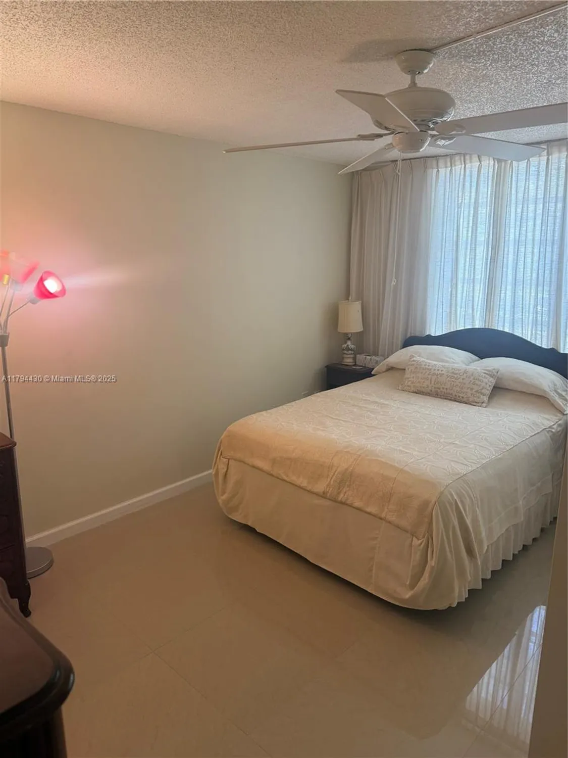 Property Slideshow image 29 of 36 | 901 colony point cir 217, Pembroke Pines, FL, 33026