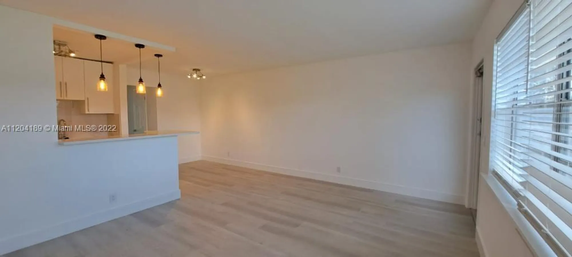 Property Slideshow image 5 of 18 | 155 easthampton g # 155, West Palm Beach, FL, 33417