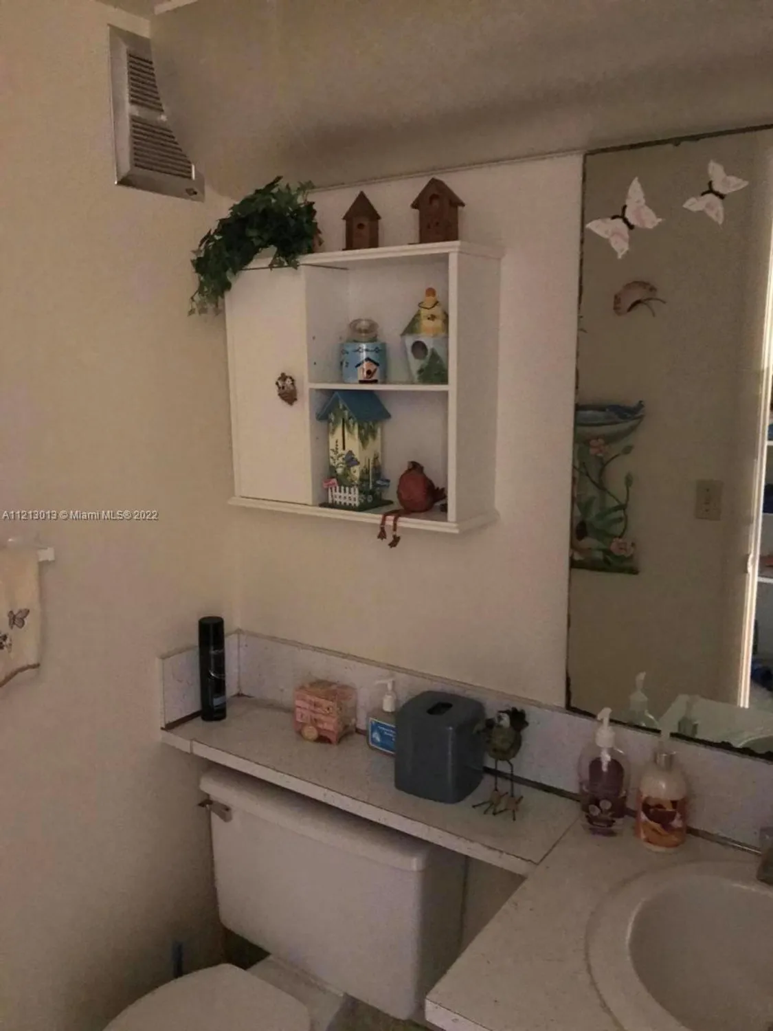 Property Slideshow image 7 of 12 | 243 sheffield j # 243, West Palm Beach, FL, 33417