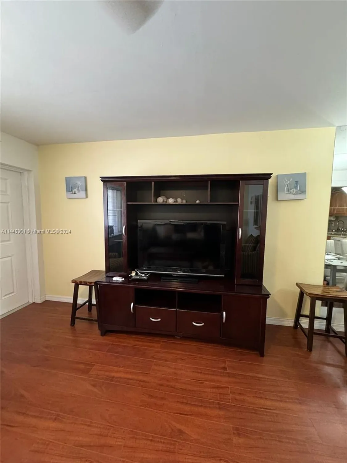 Property Slideshow image 22 of 24 | 221 kent m # 221, West Palm Beach, FL, 33417