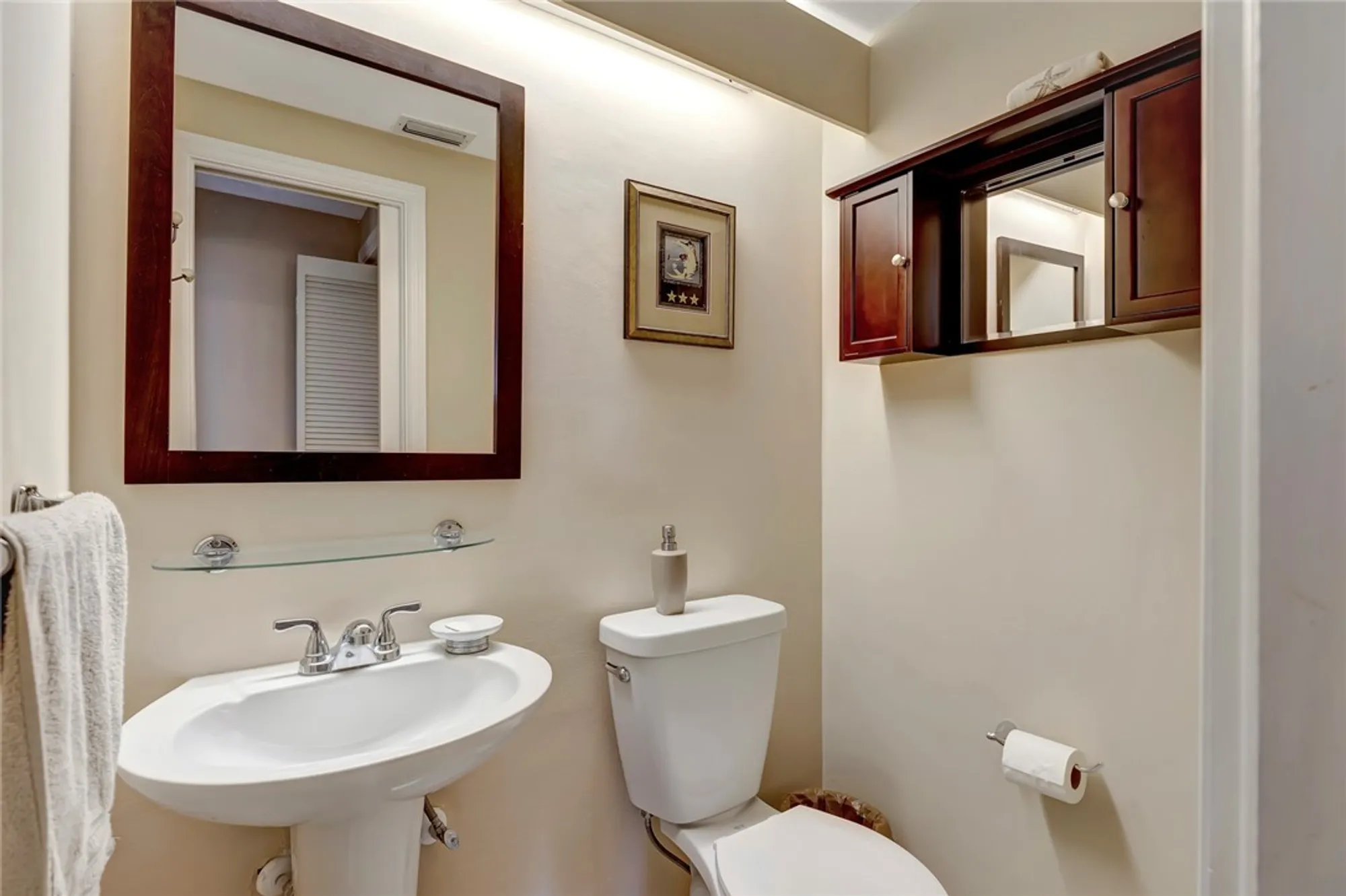 Property Slideshow image 15 of 36 | 5075 harmony cir apt 302, Vero Beach, FL, 32967
