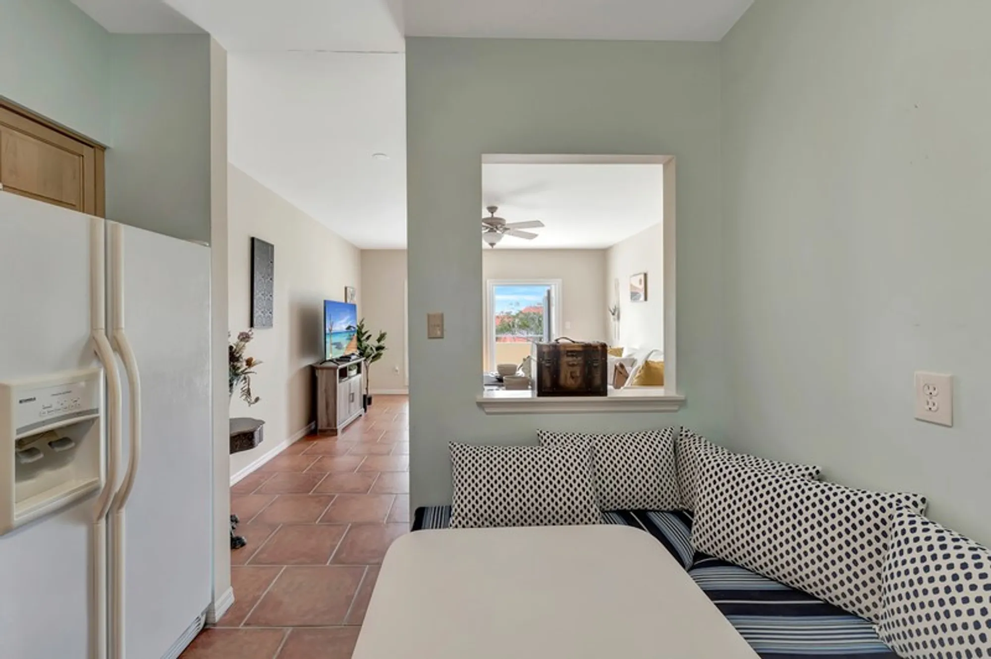 Property Slideshow image 12 of 34 | 5060 harmony cir apt 307, Vero Beach, FL, 32967